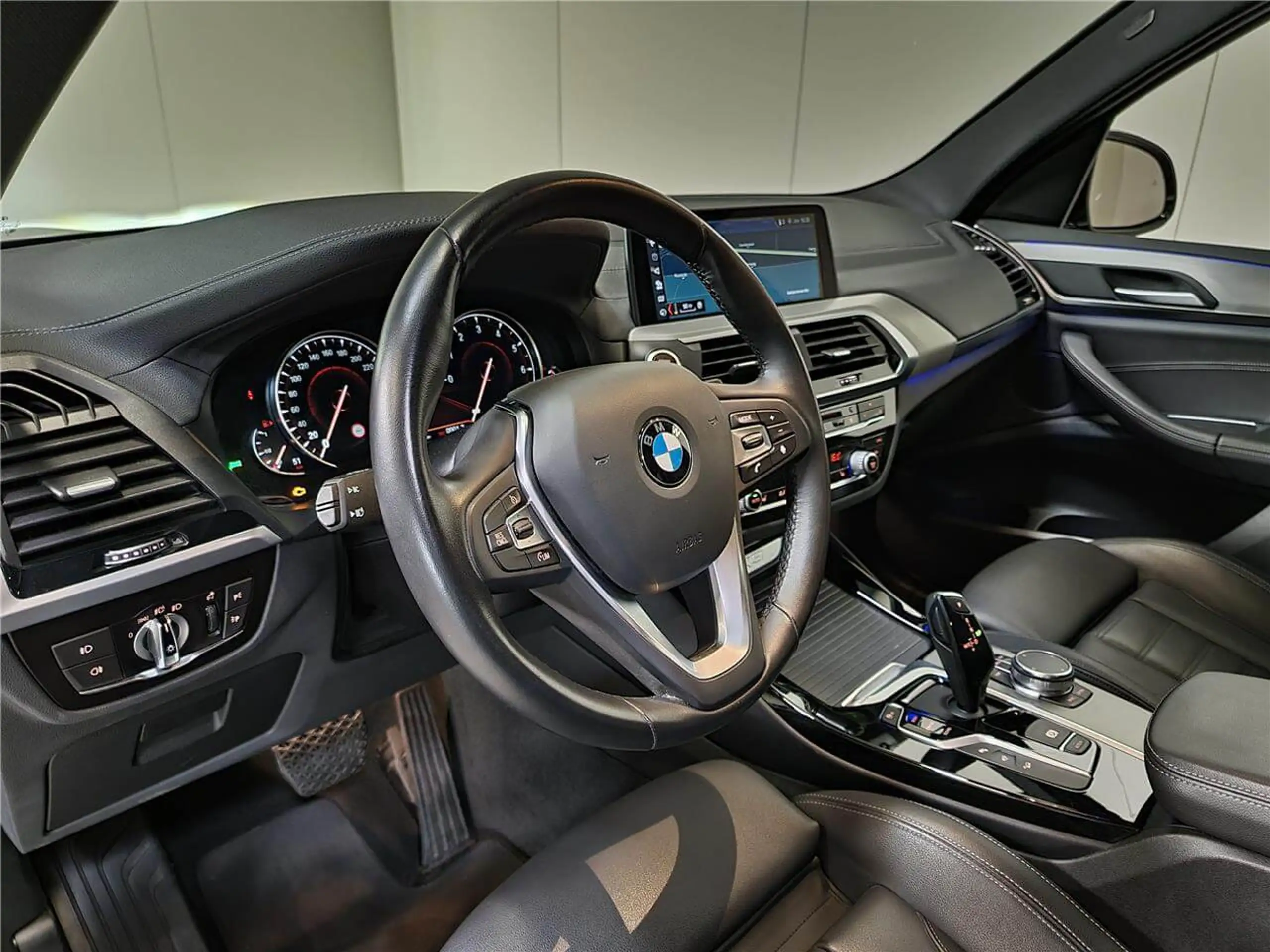 BMW - X3