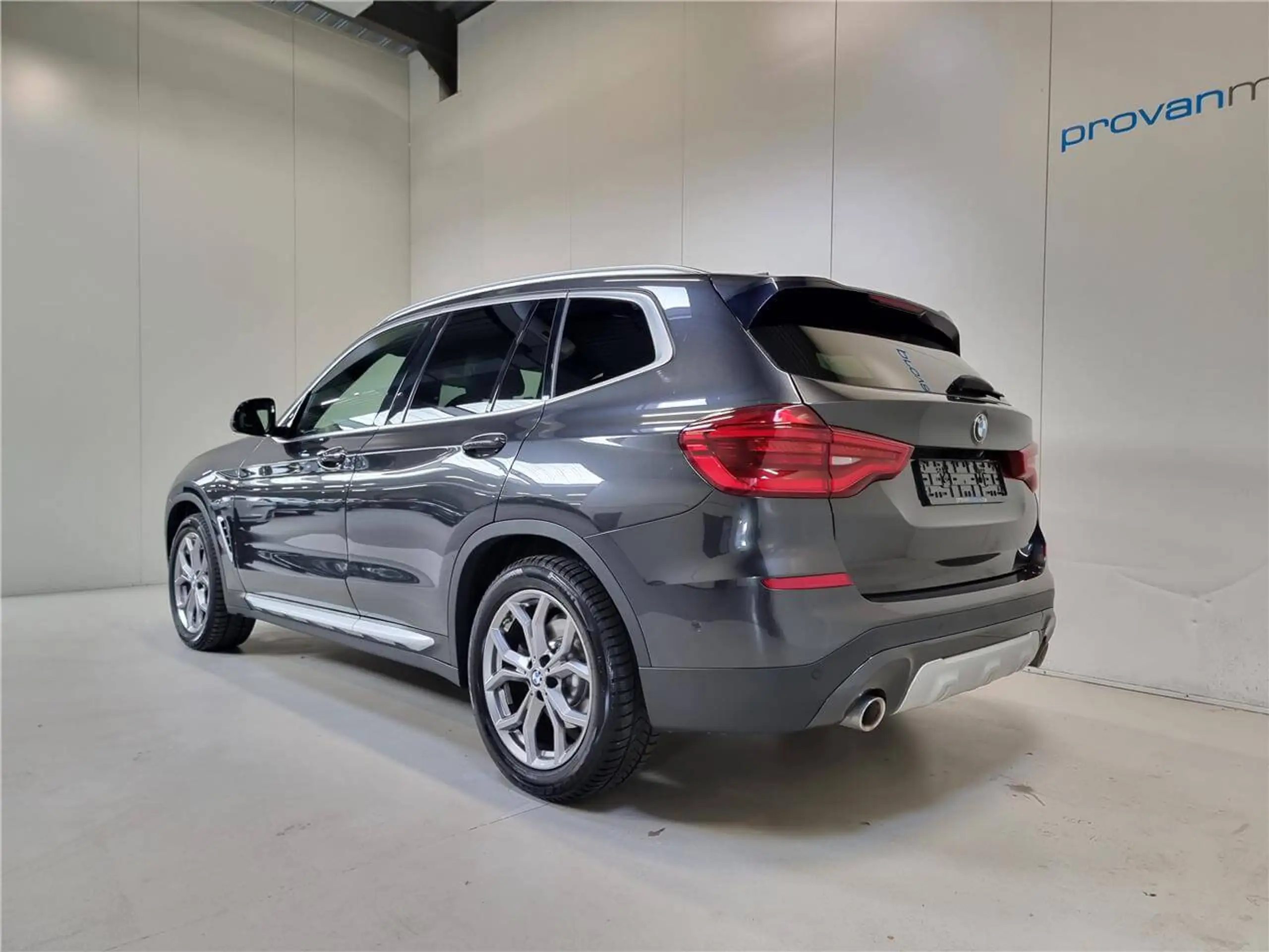 BMW - X3