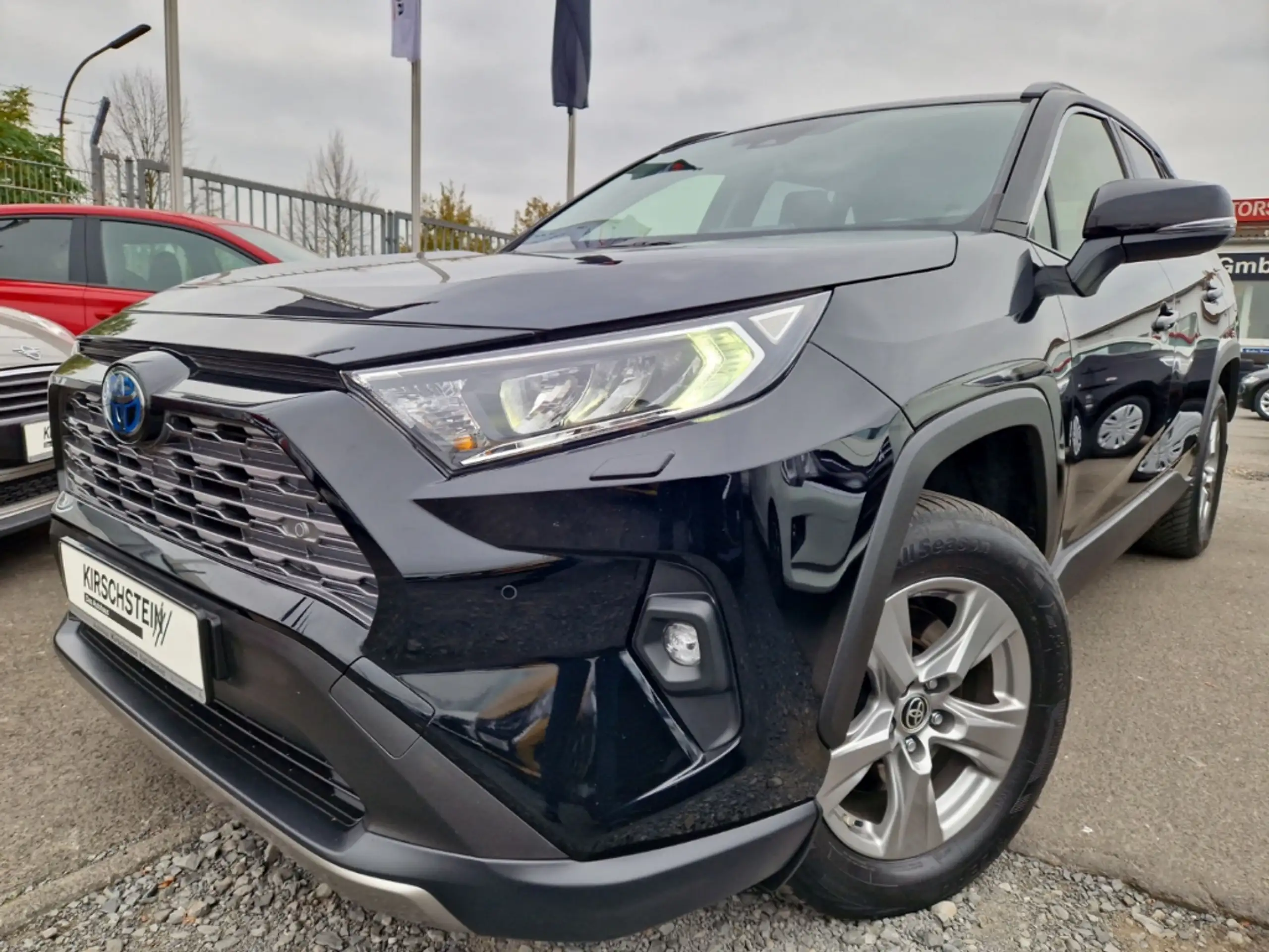 Toyota - RAV 4