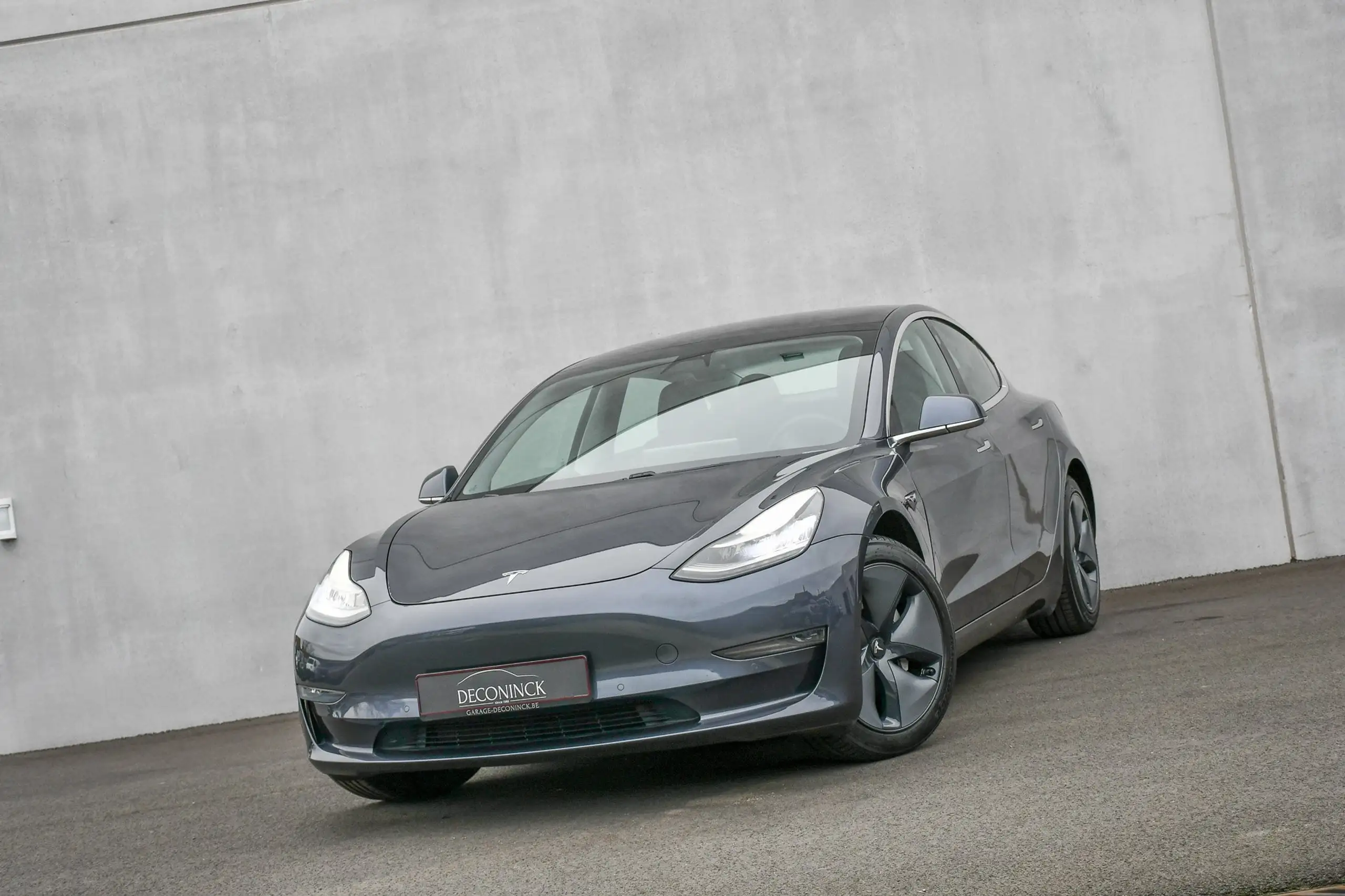 Tesla Model 3 2020