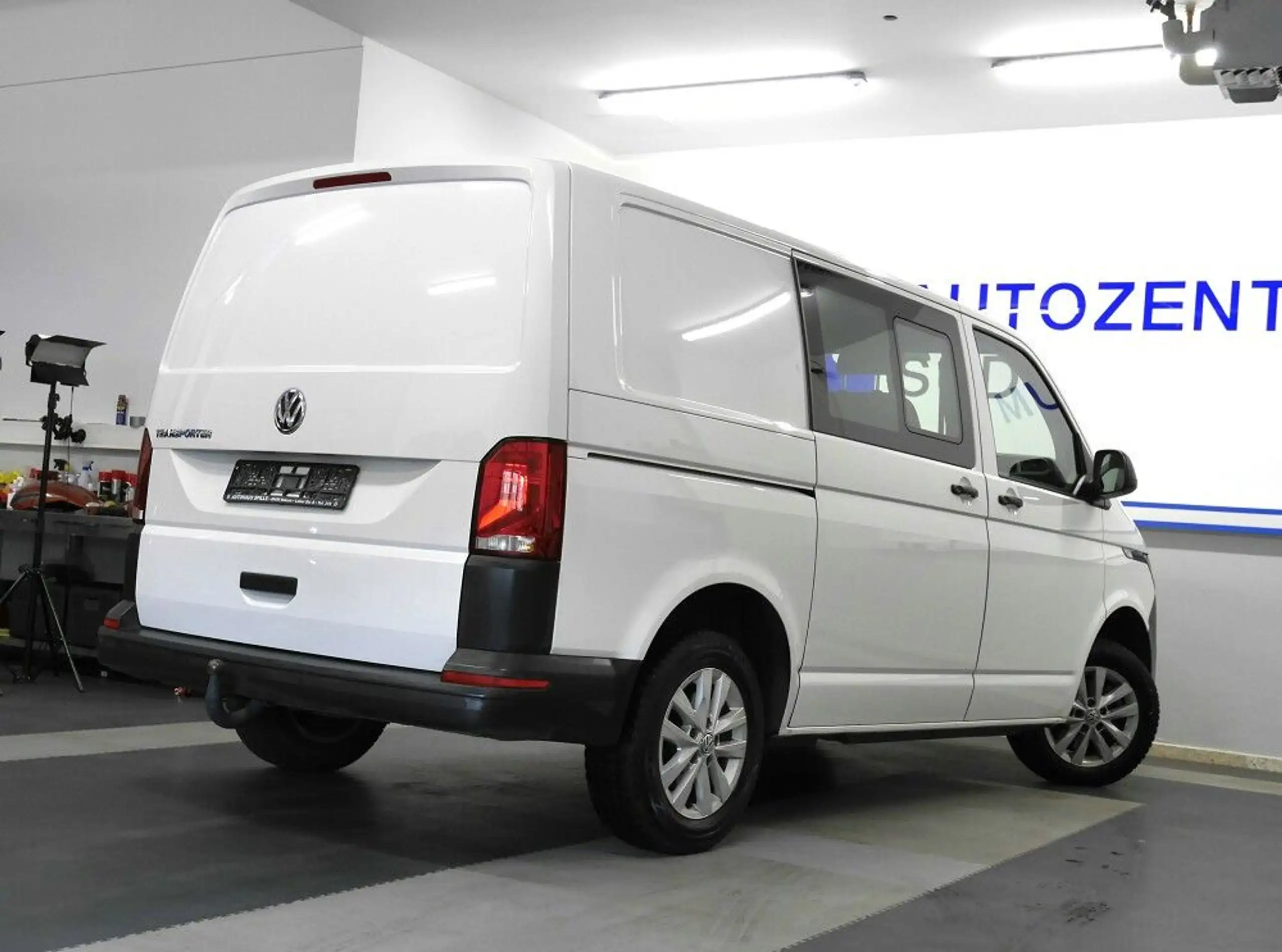 Volkswagen - T6 Transporter