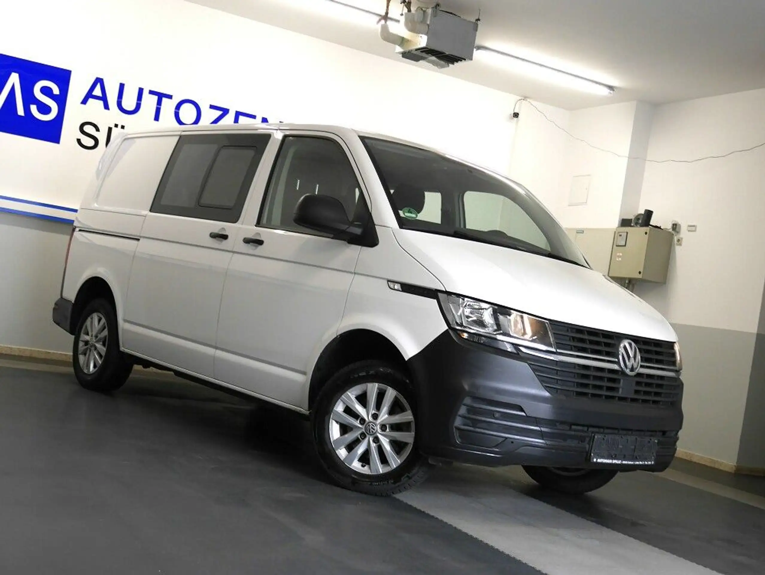 Volkswagen - T6 Transporter