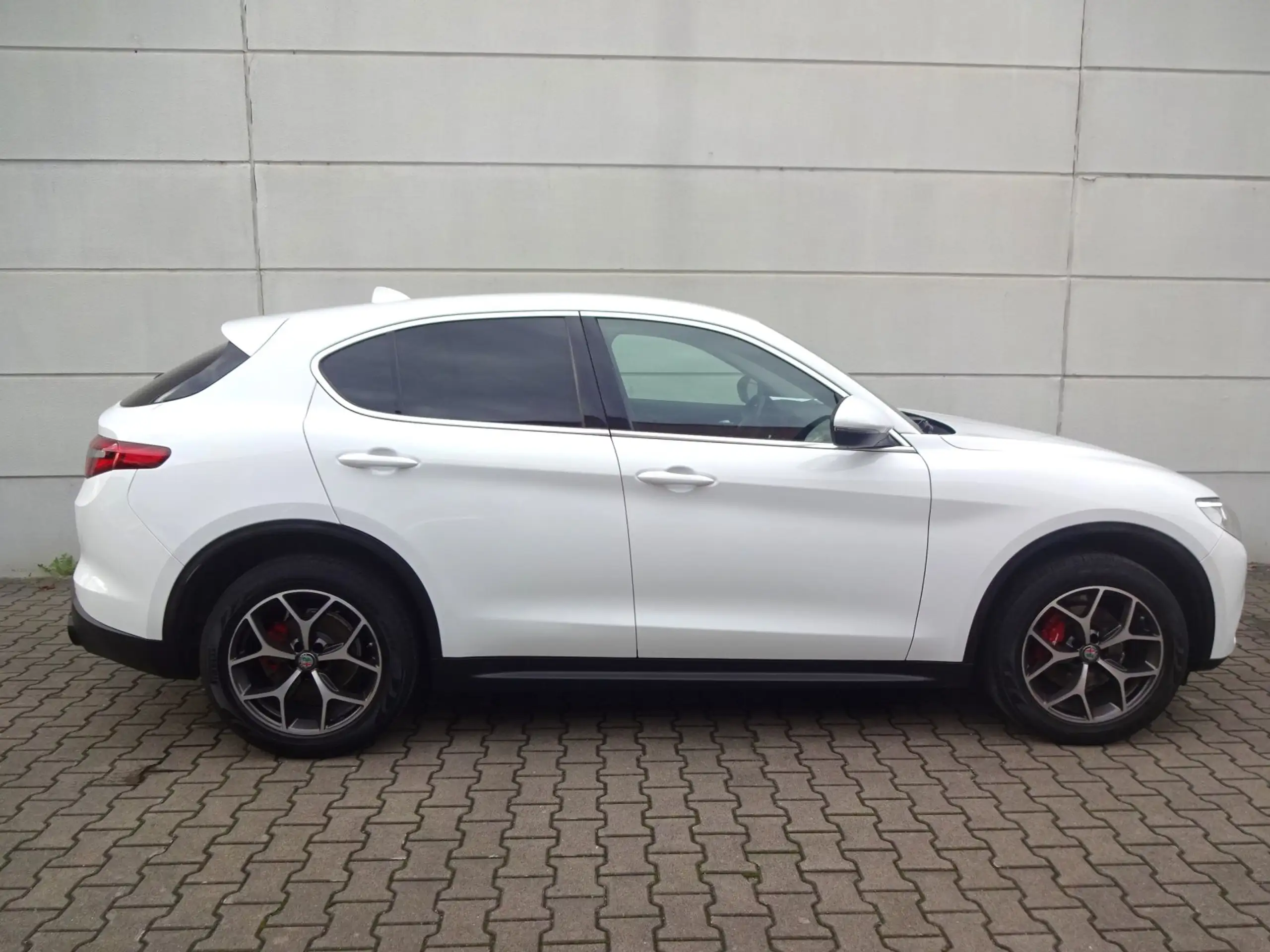 Alfa Romeo - Stelvio