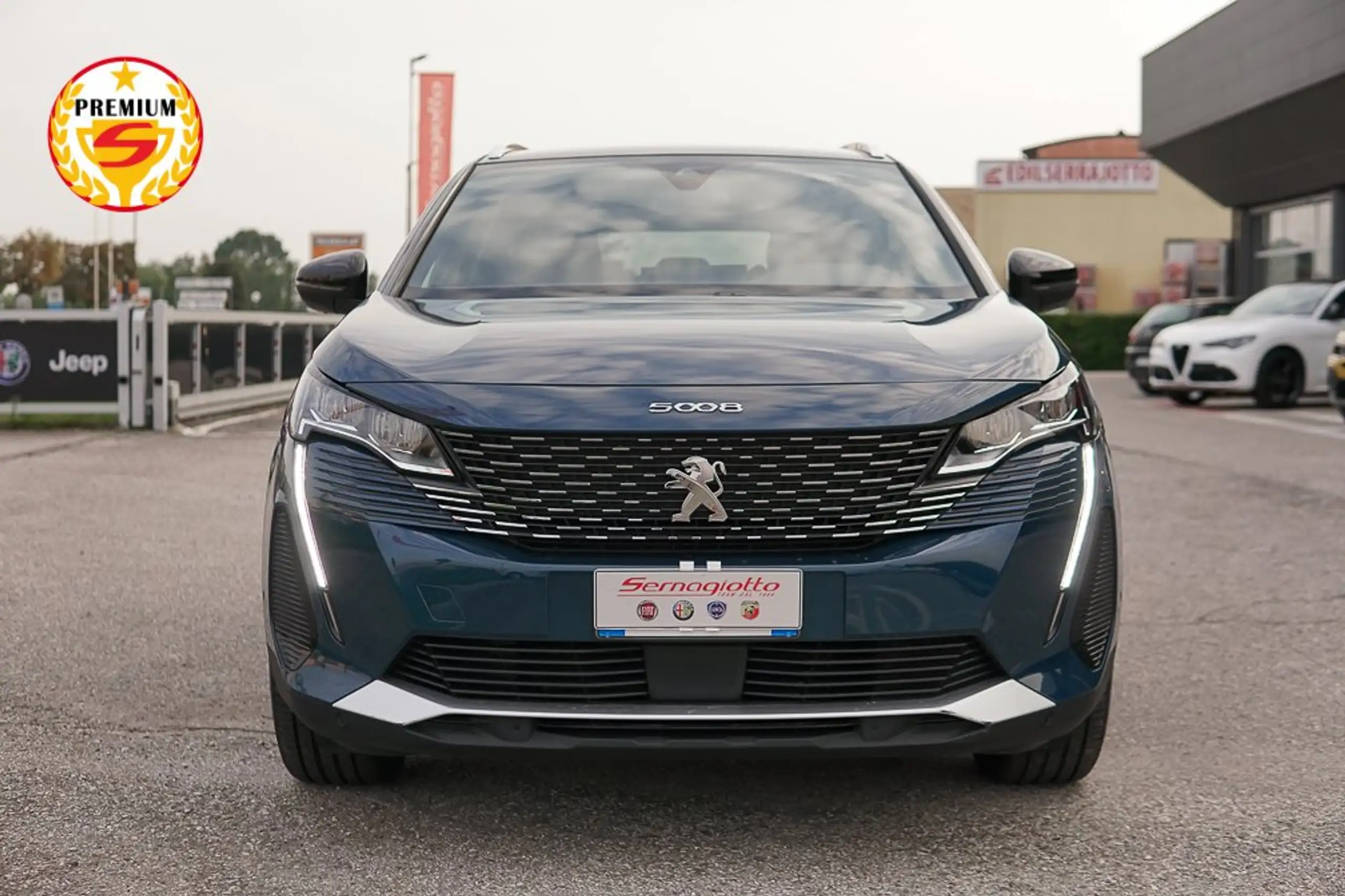 Peugeot - 5008