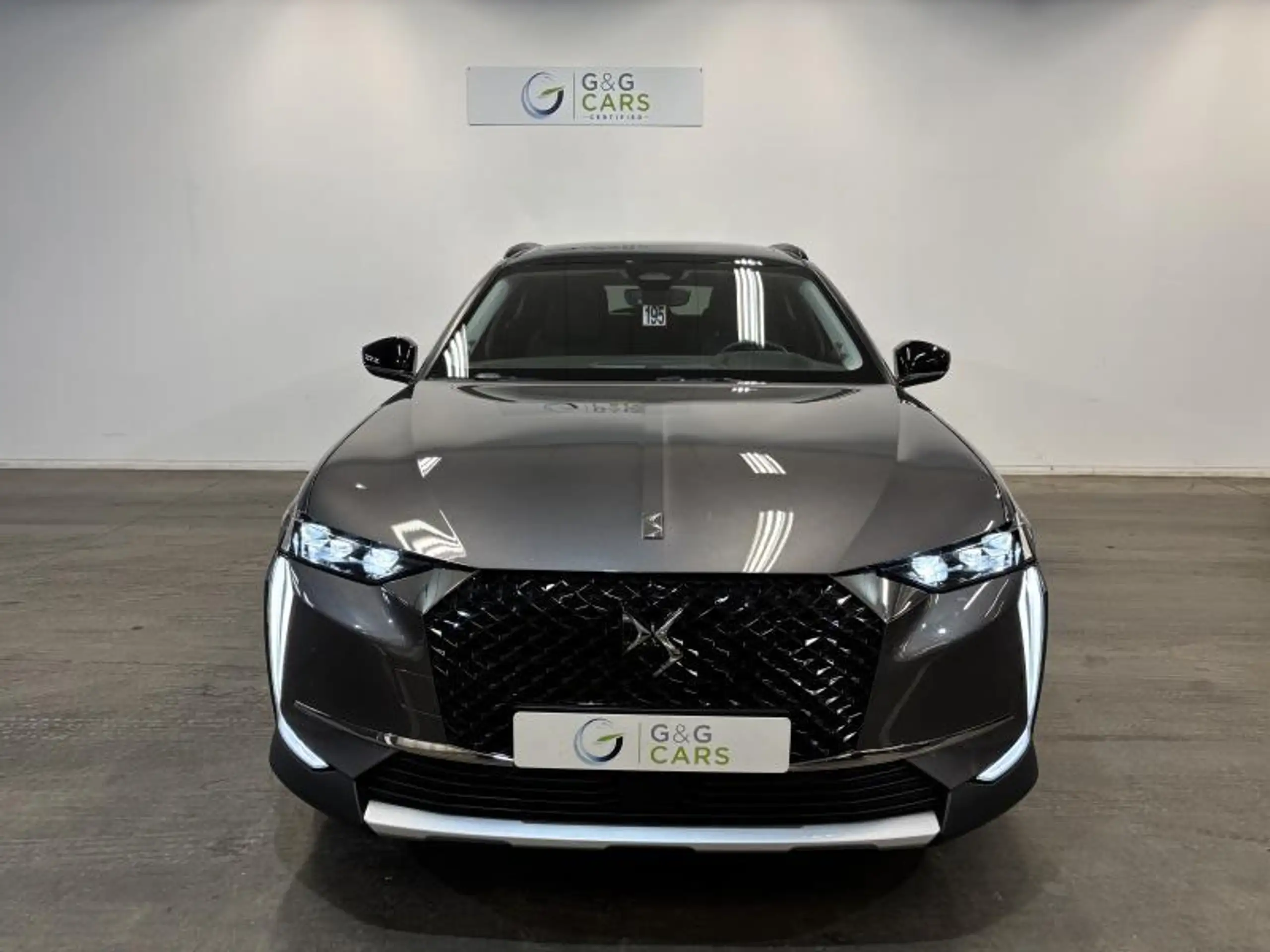 DS Automobiles - DS 4