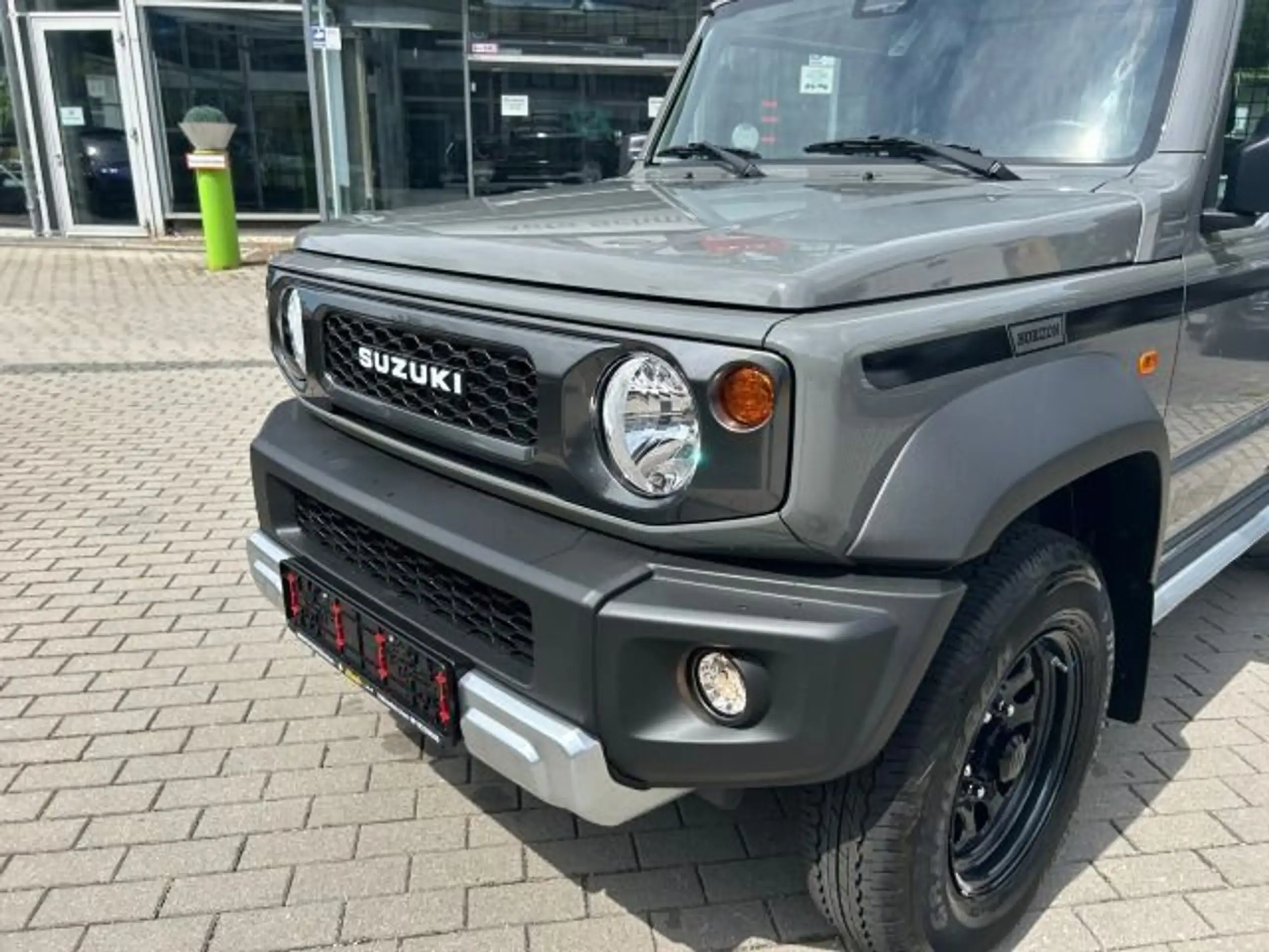 Suzuki - Jimny