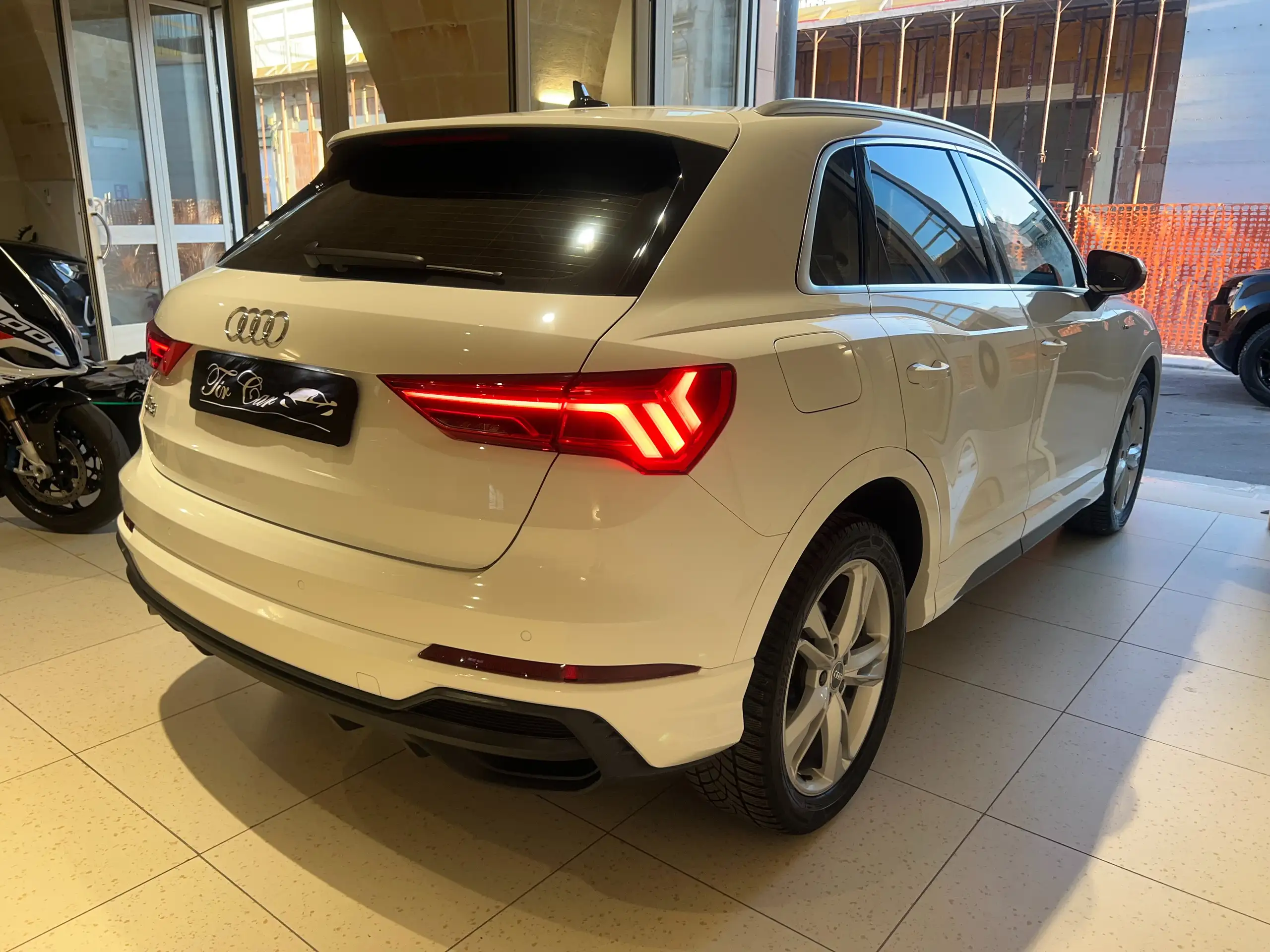 Audi - Q3