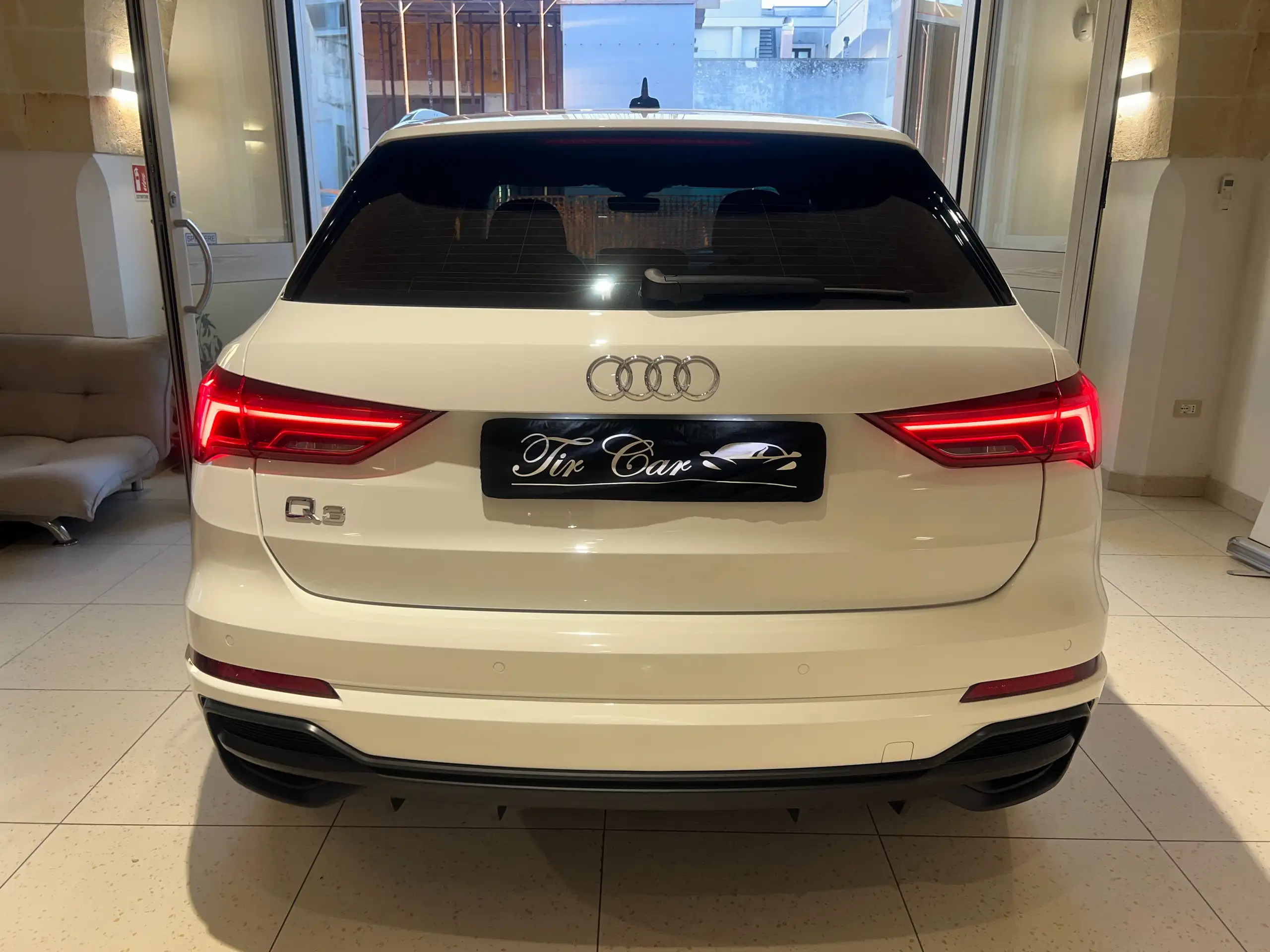 Audi - Q3