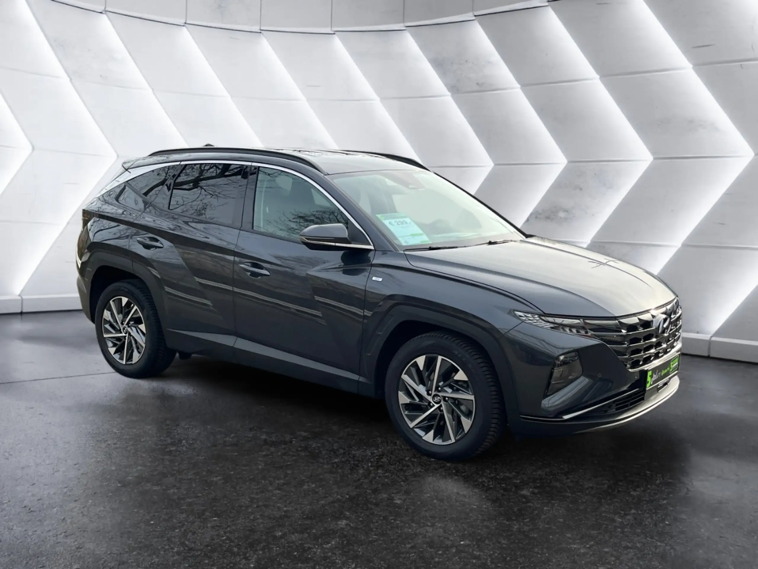 Hyundai - TUCSON