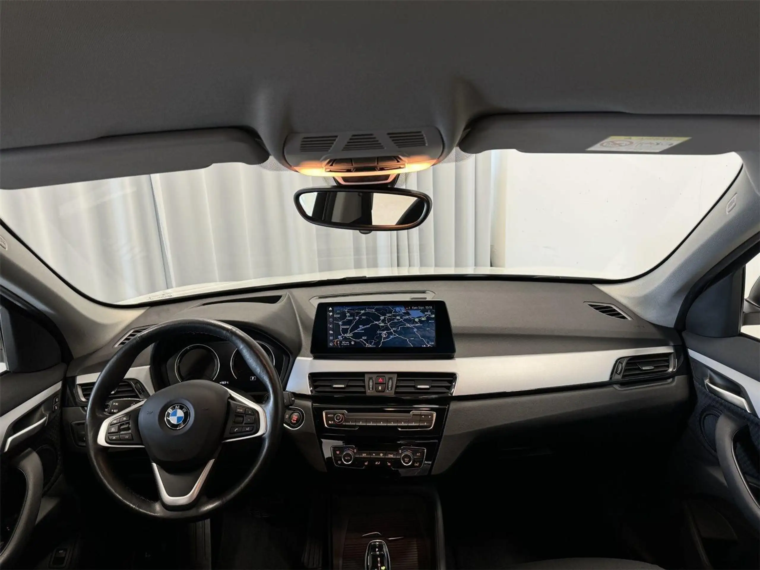 BMW - X1