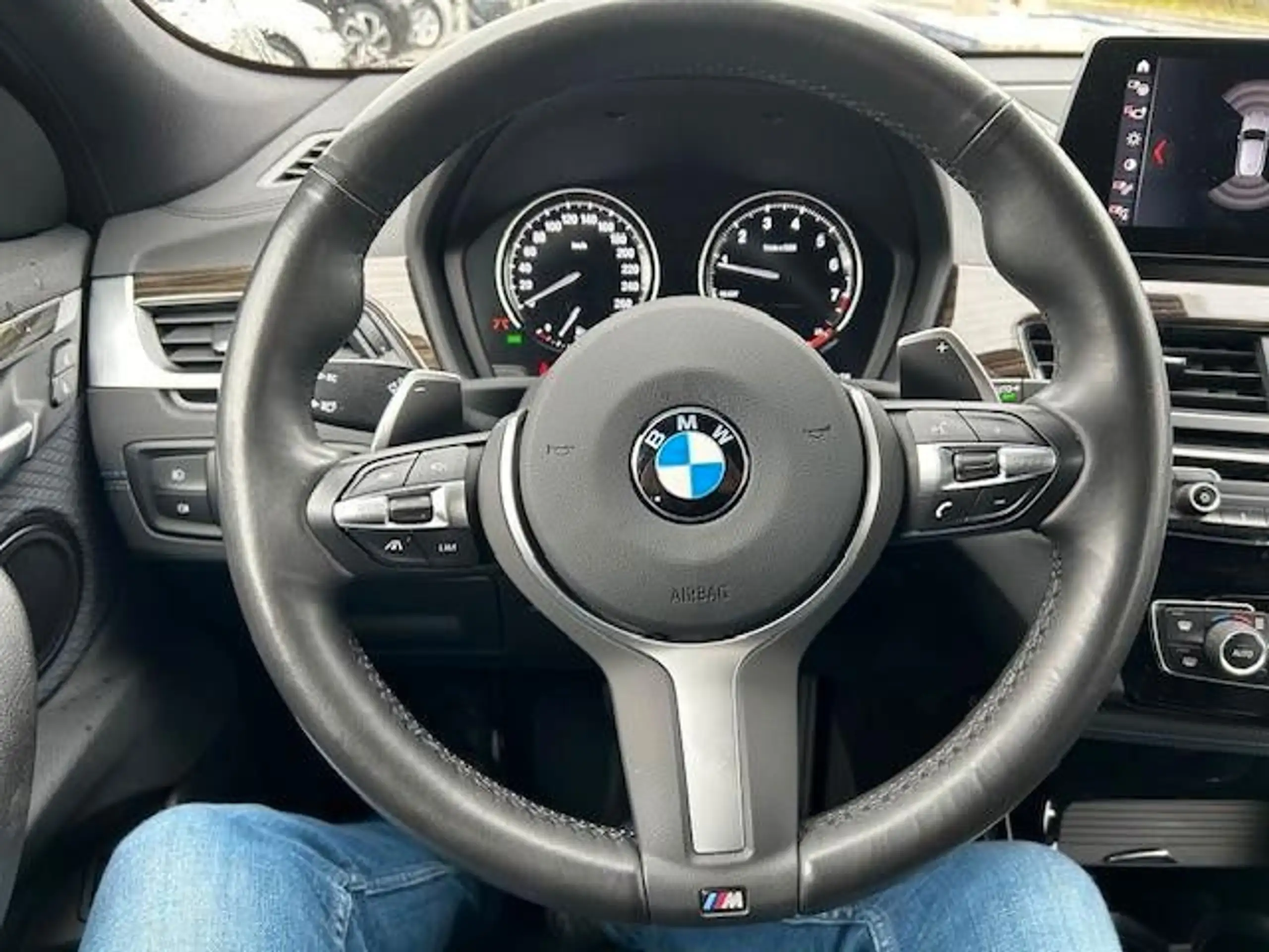 BMW - X2