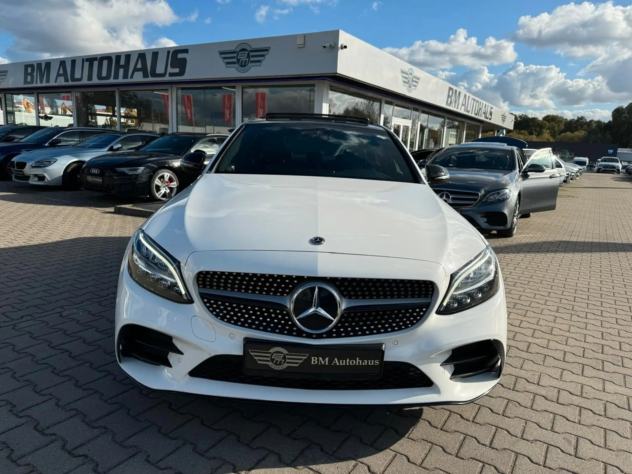 Mercedes-Benz - C 220