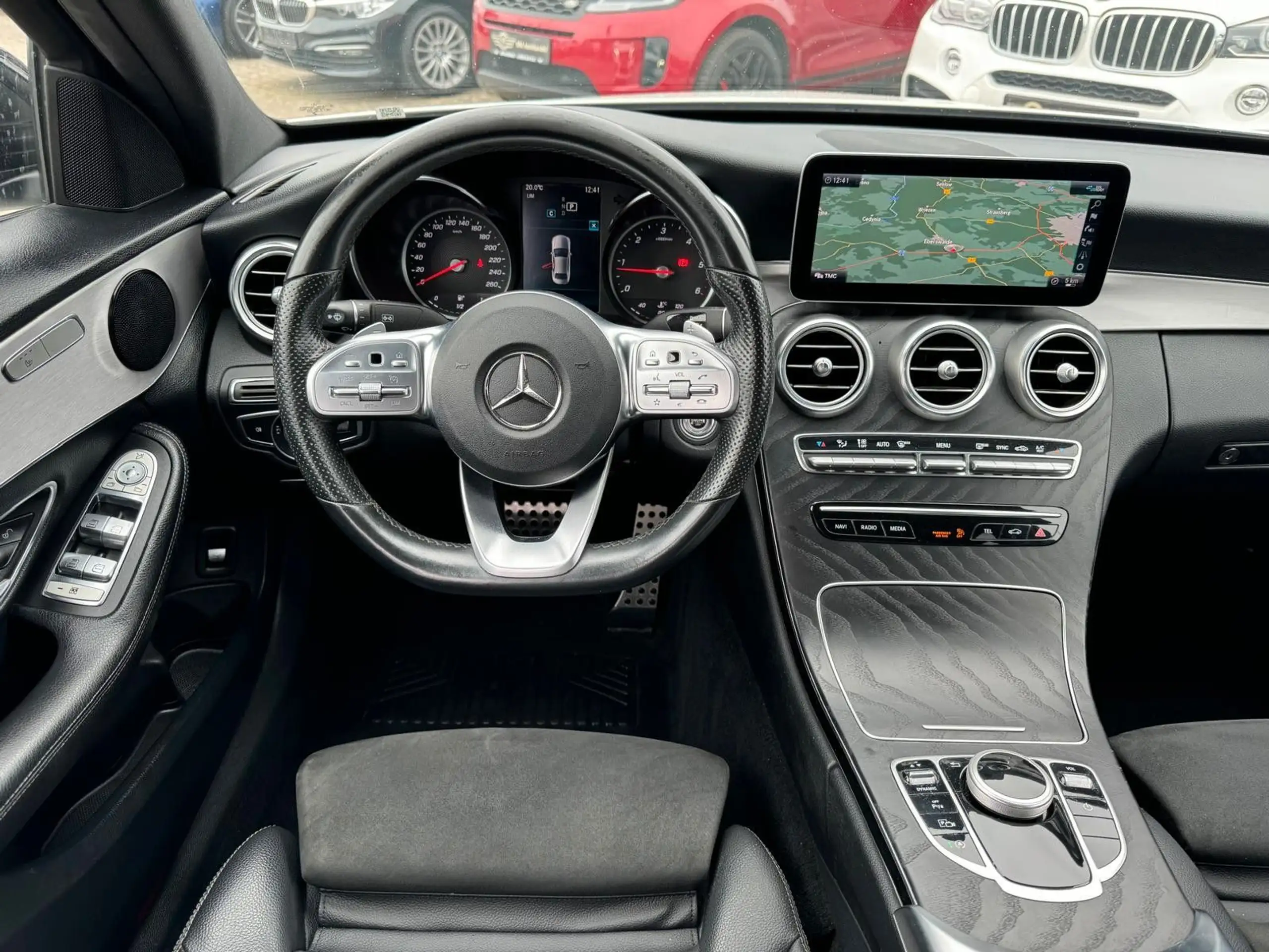 Mercedes-Benz - C 220