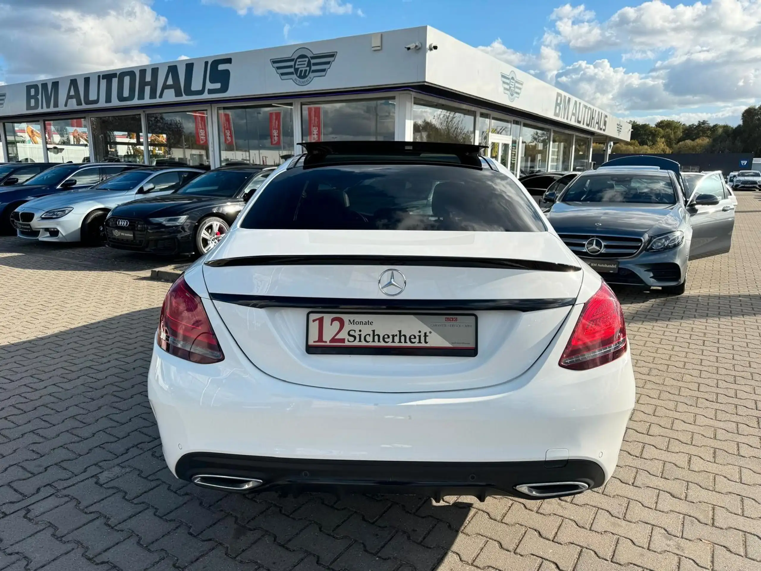 Mercedes-Benz - C 220