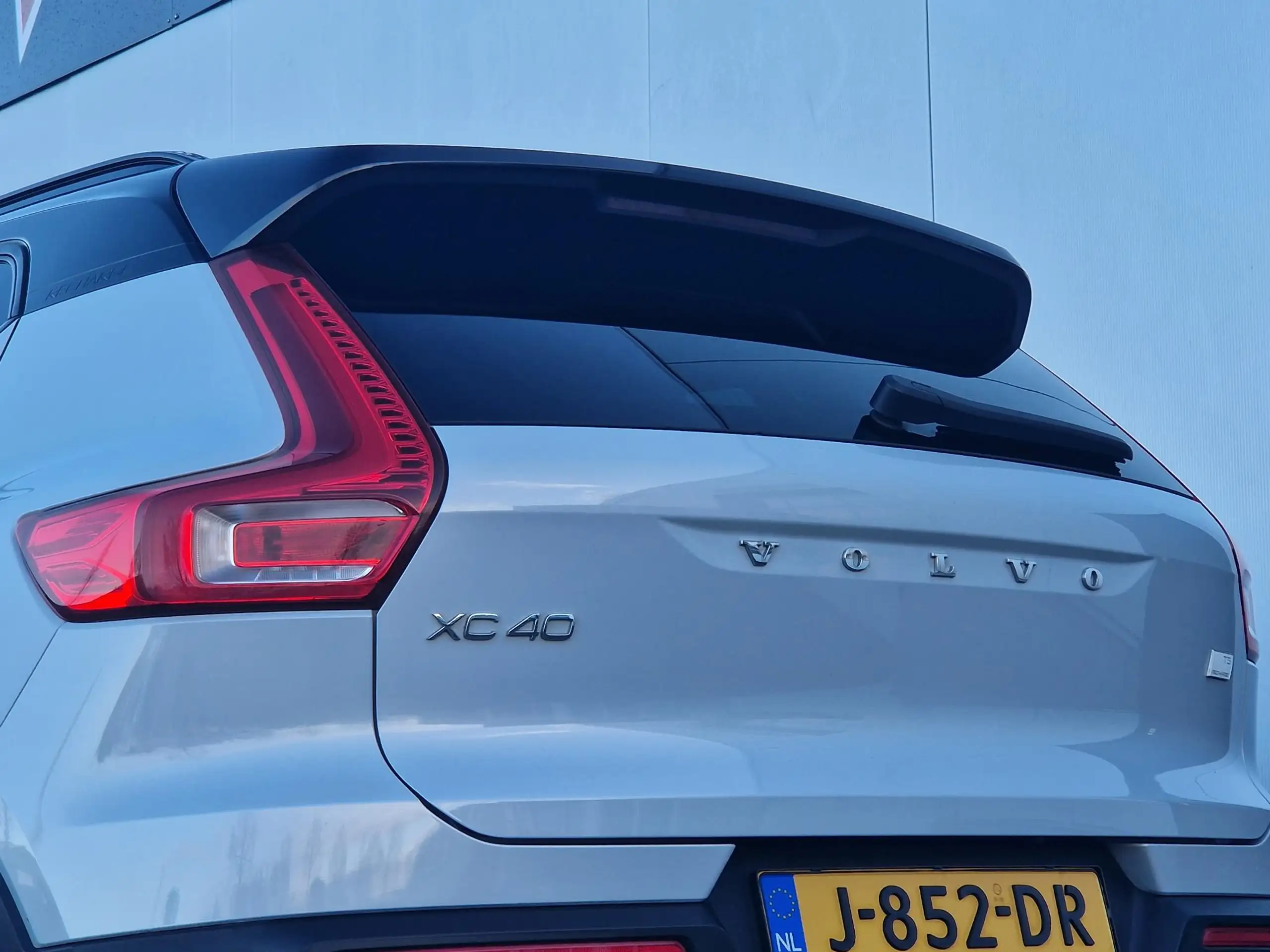 Volvo - XC40