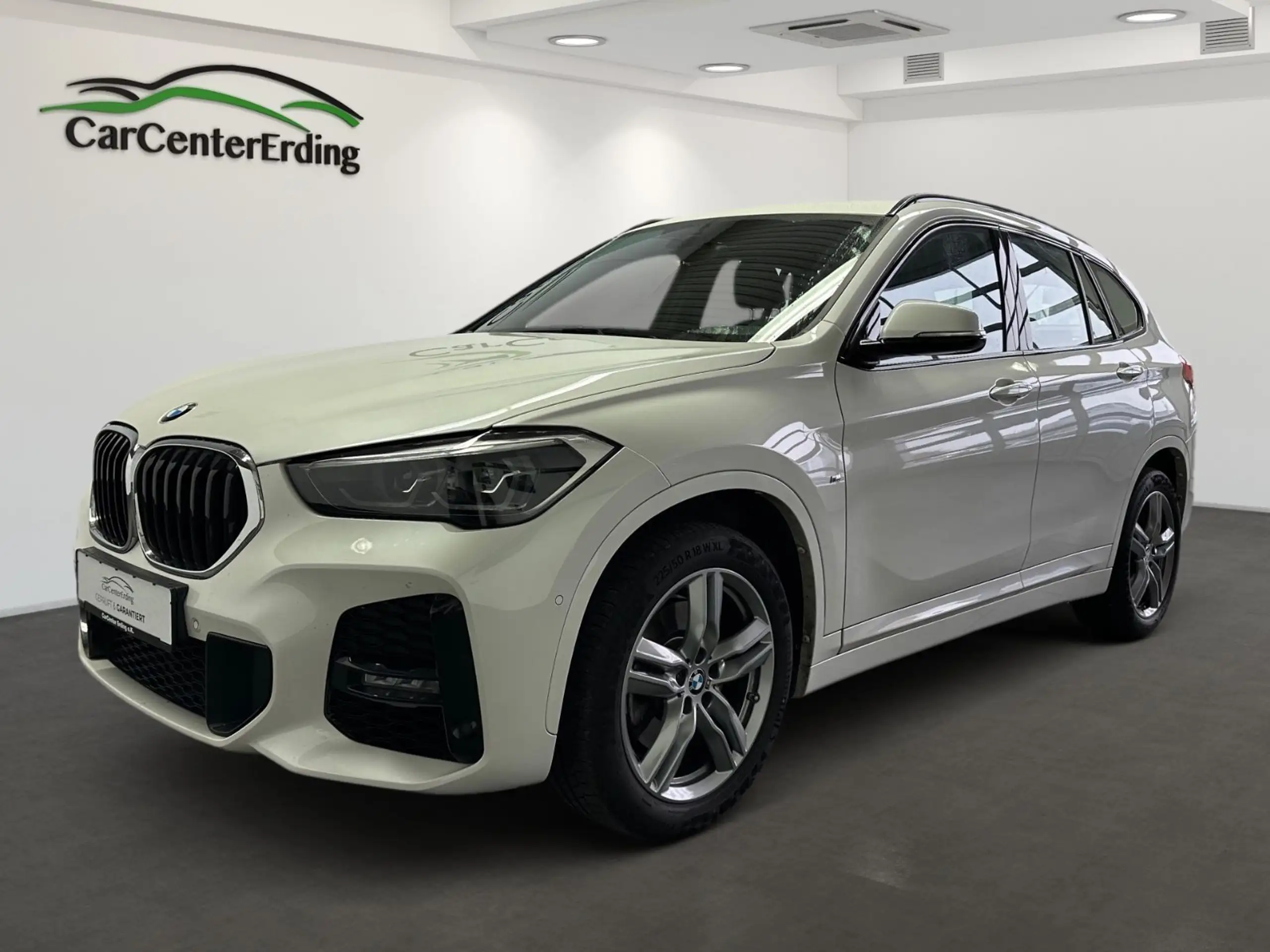 BMW - X1