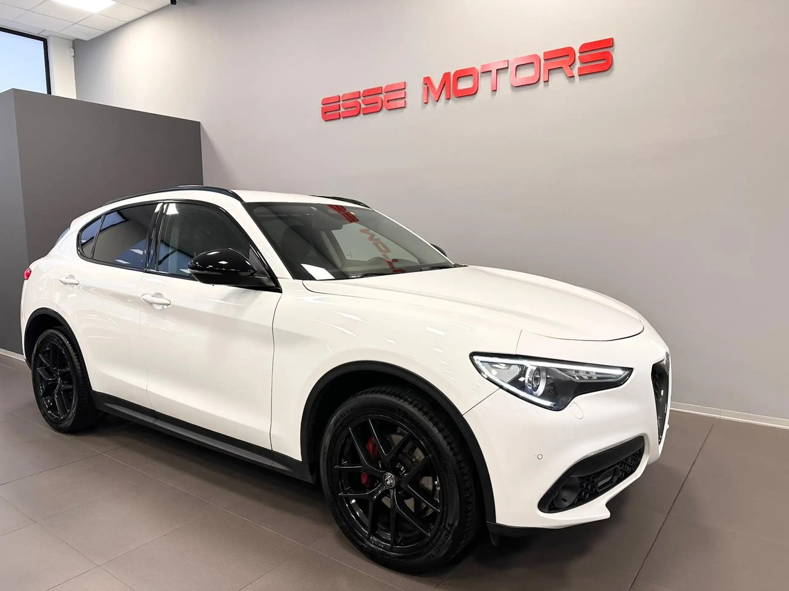 Alfa Romeo Stelvio 2019