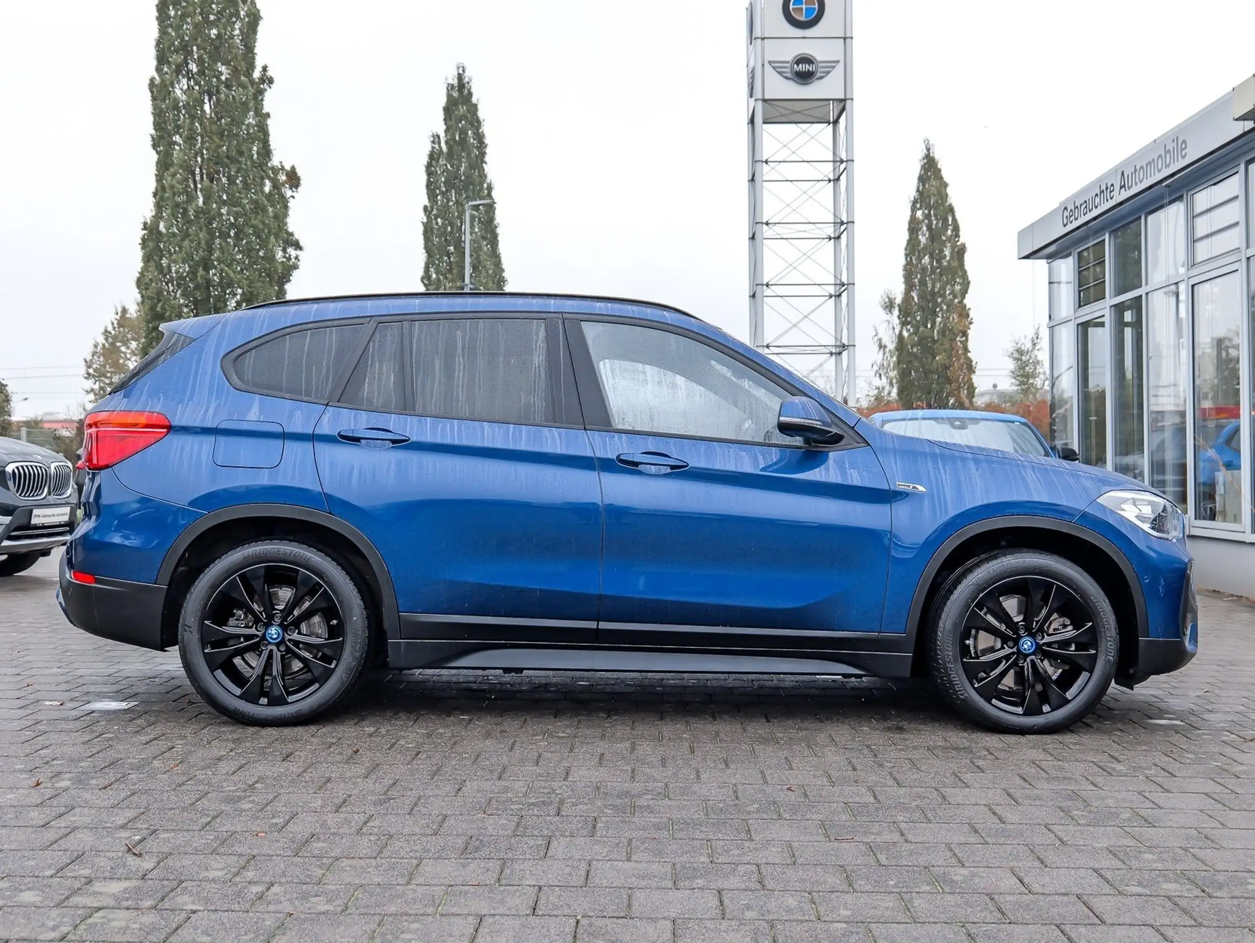 BMW - X1