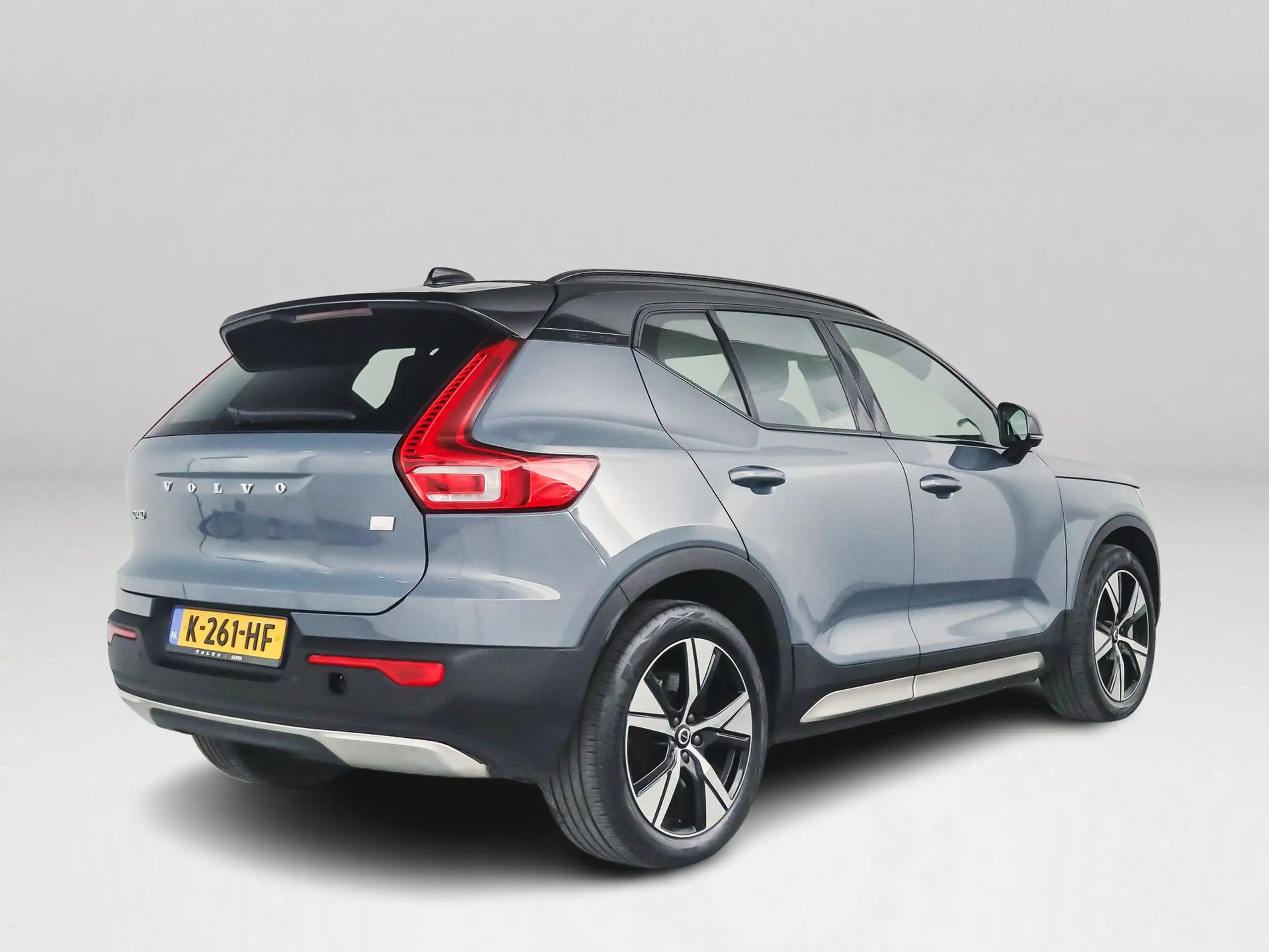 Volvo - XC40