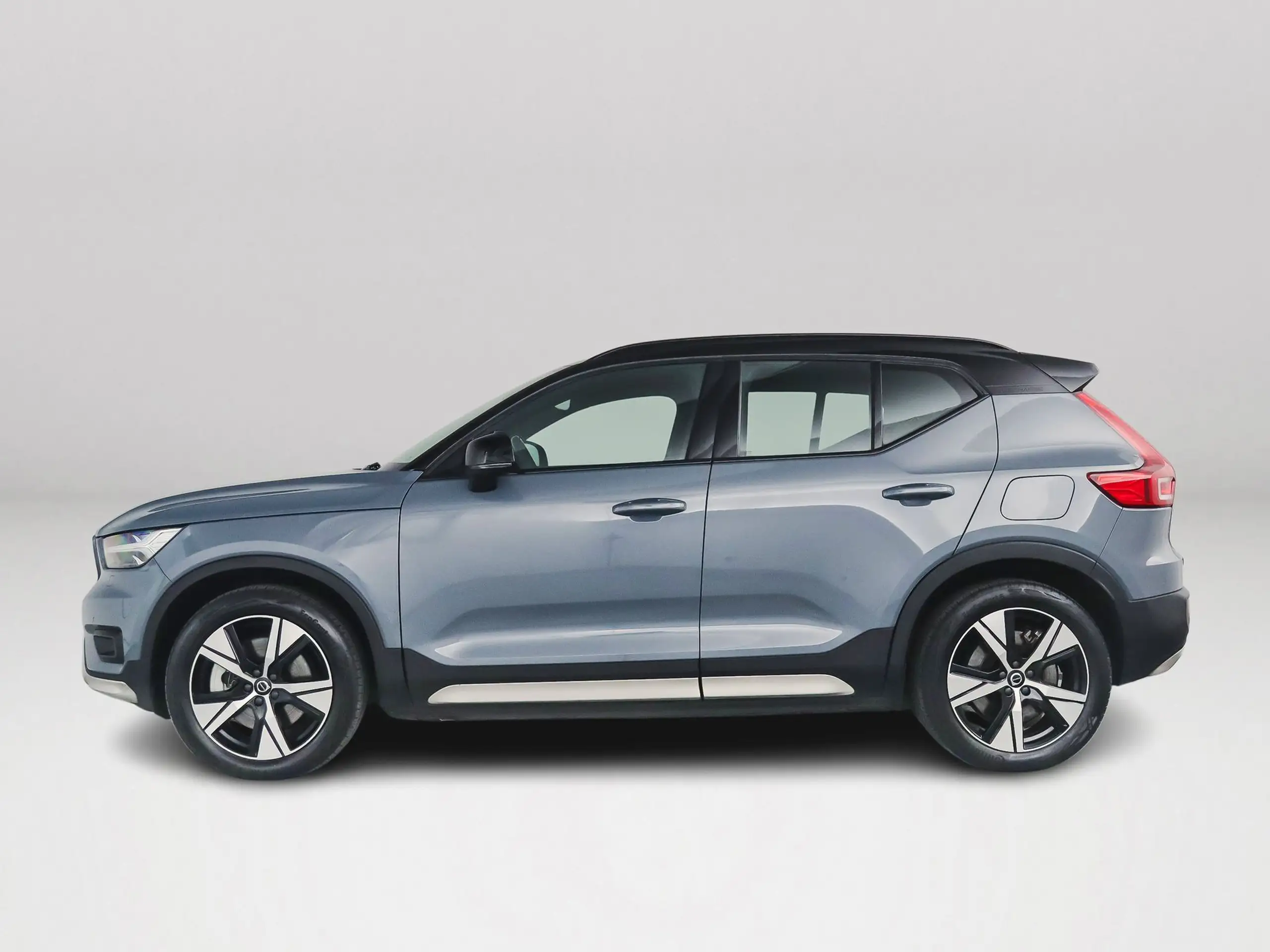 Volvo - XC40