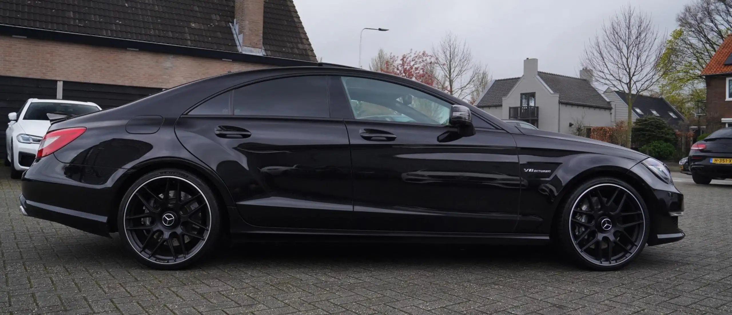 Mercedes-Benz - CLS 63 AMG