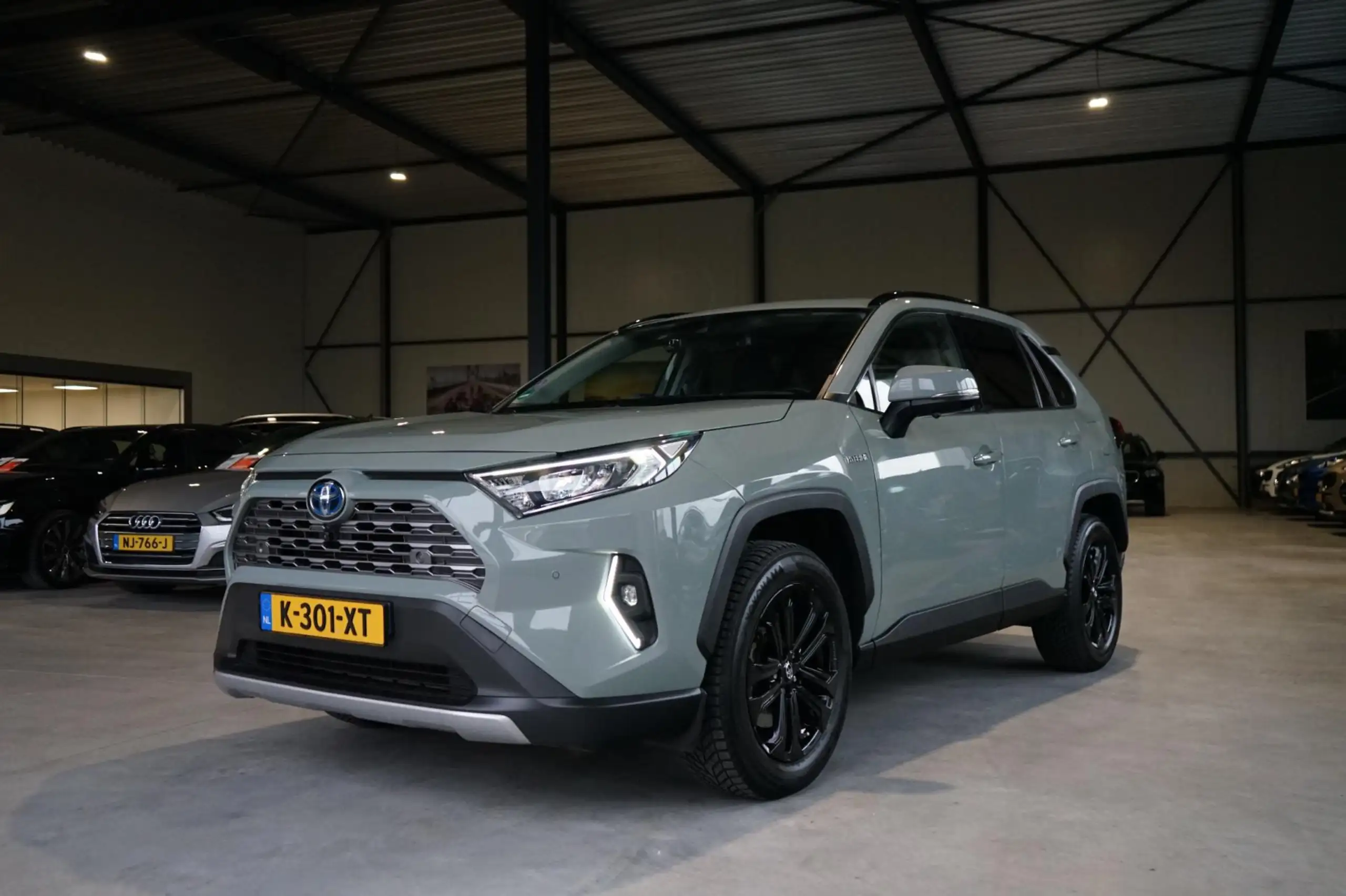 Toyota - RAV 4