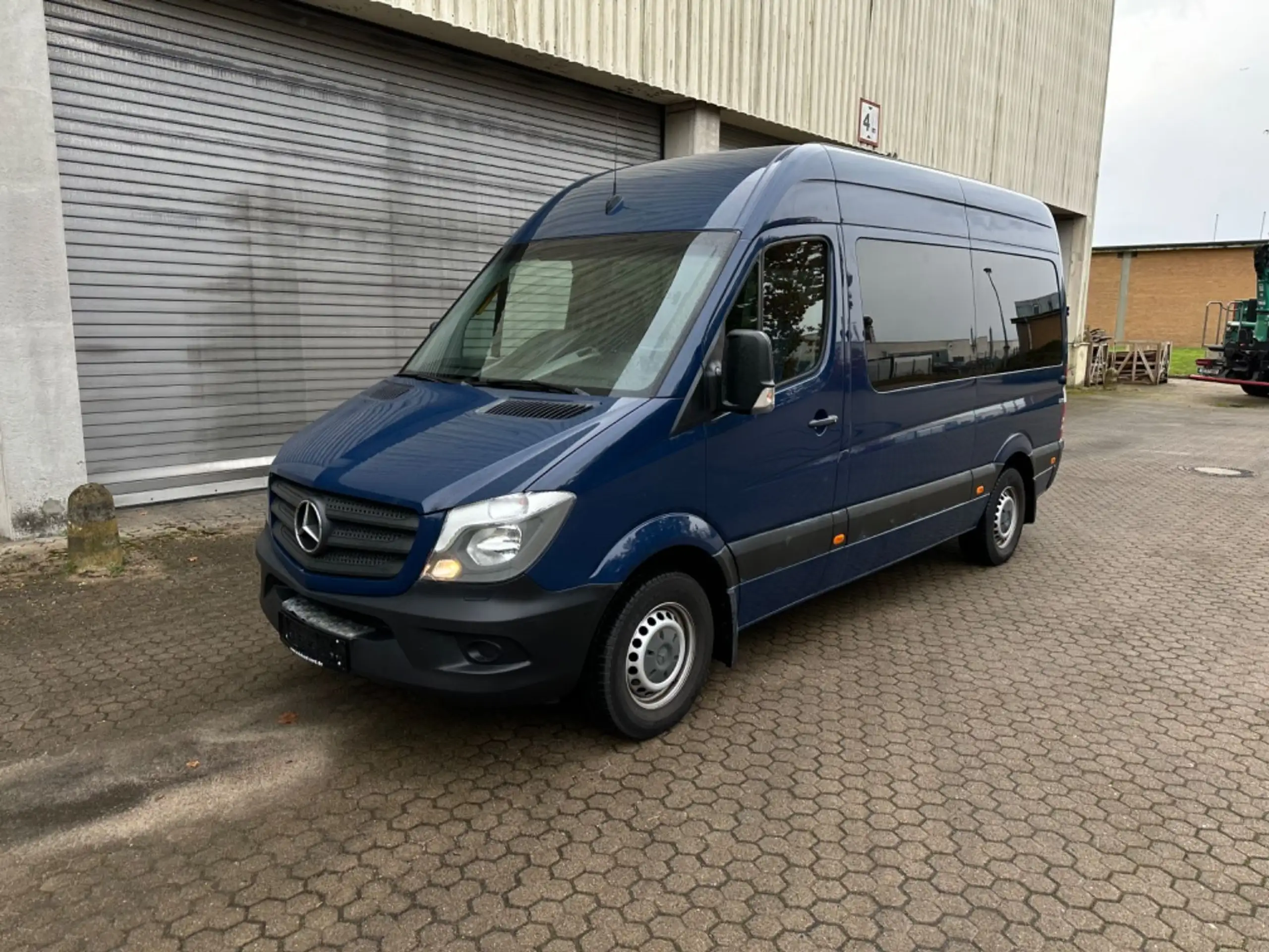 Mercedes-Benz - Sprinter