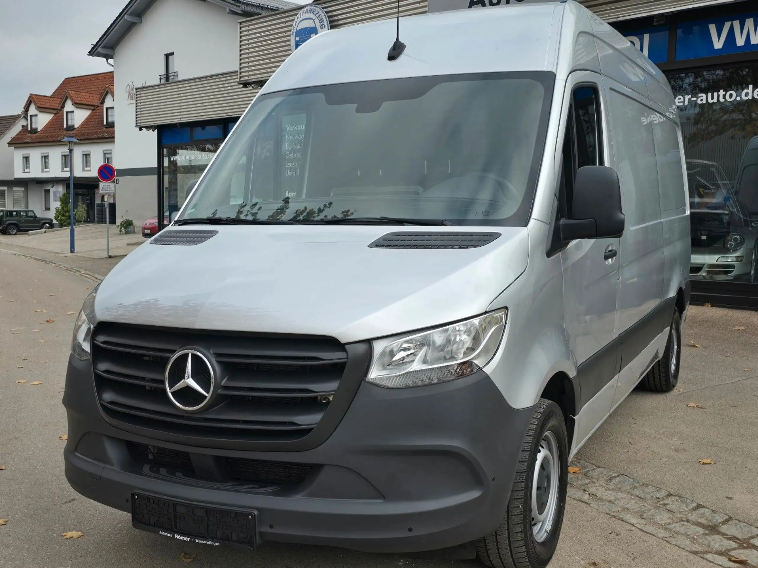 Mercedes-Benz - Sprinter