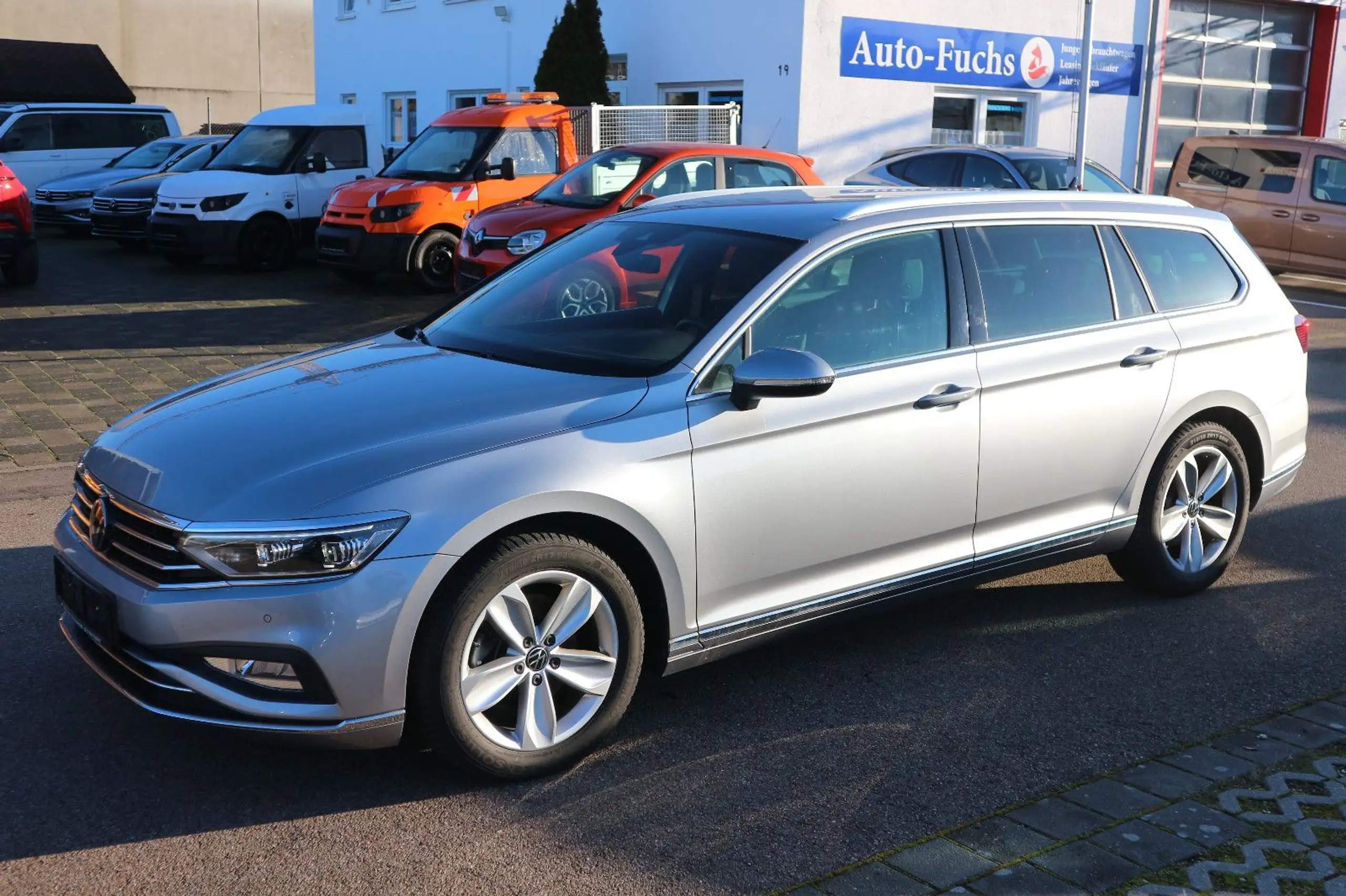 Volkswagen - Passat Variant