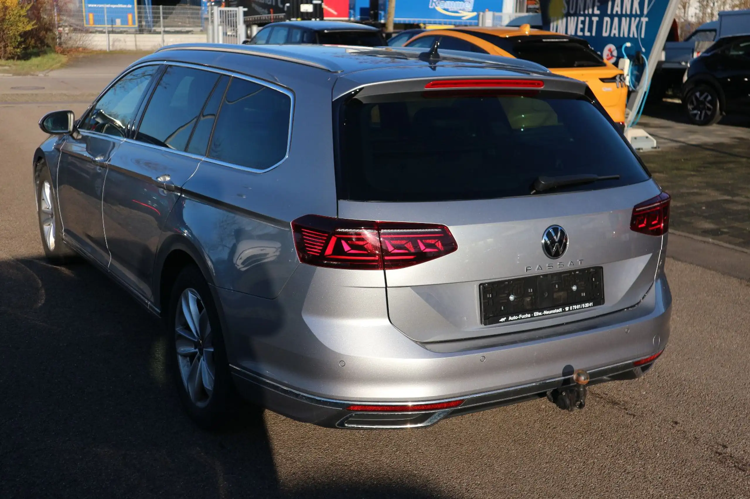 Volkswagen - Passat Variant