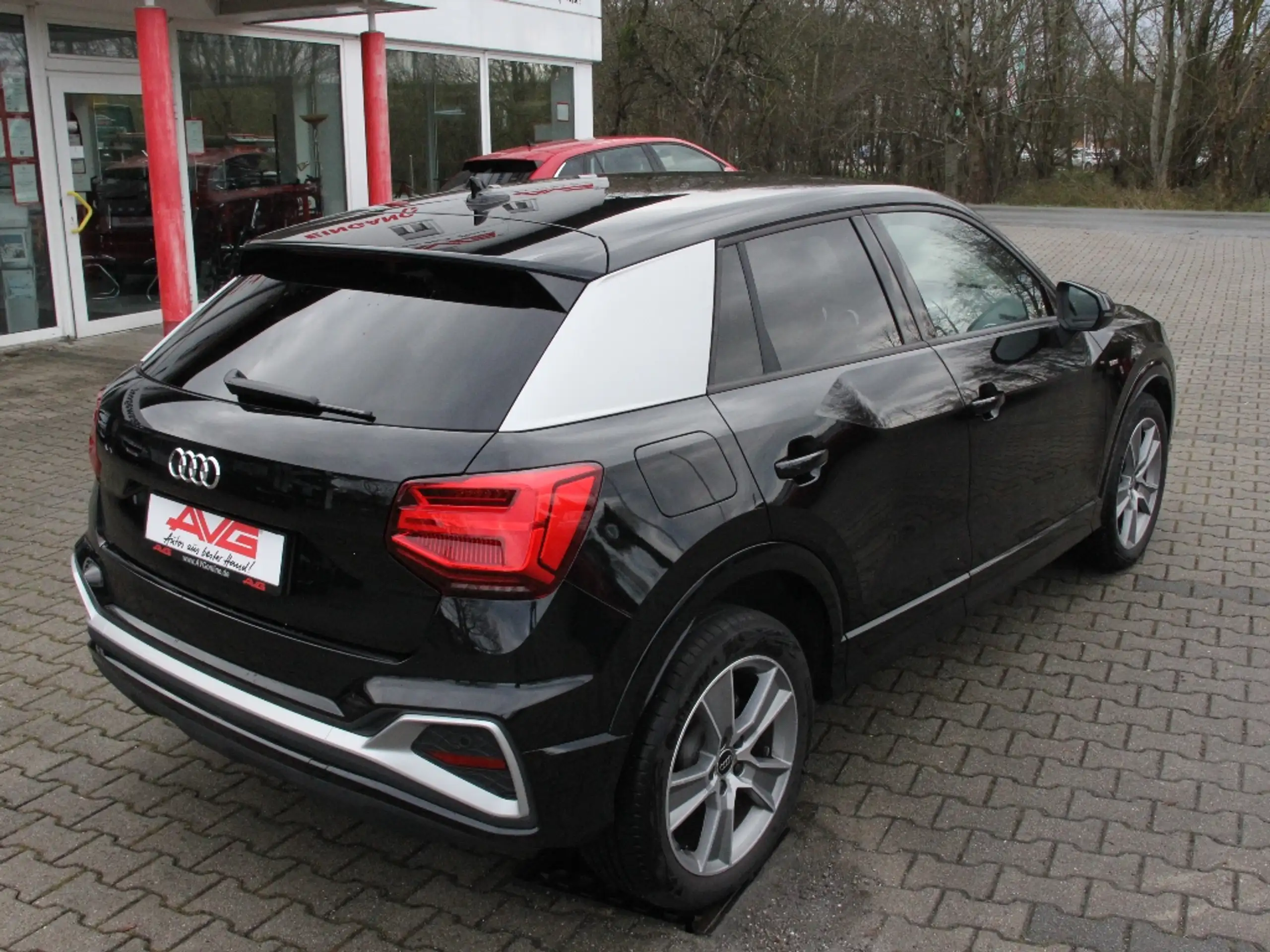 Audi - Q2