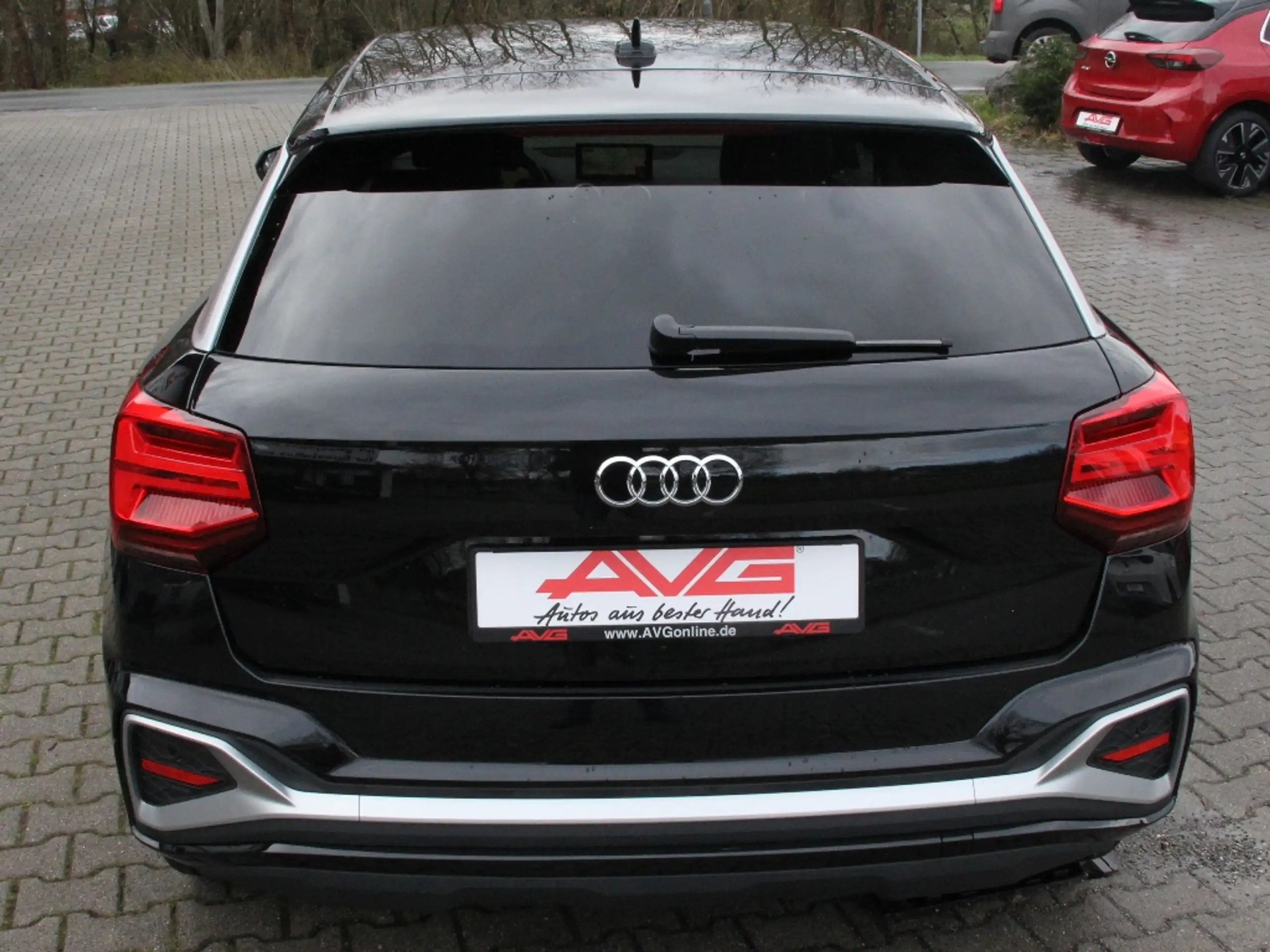 Audi - Q2