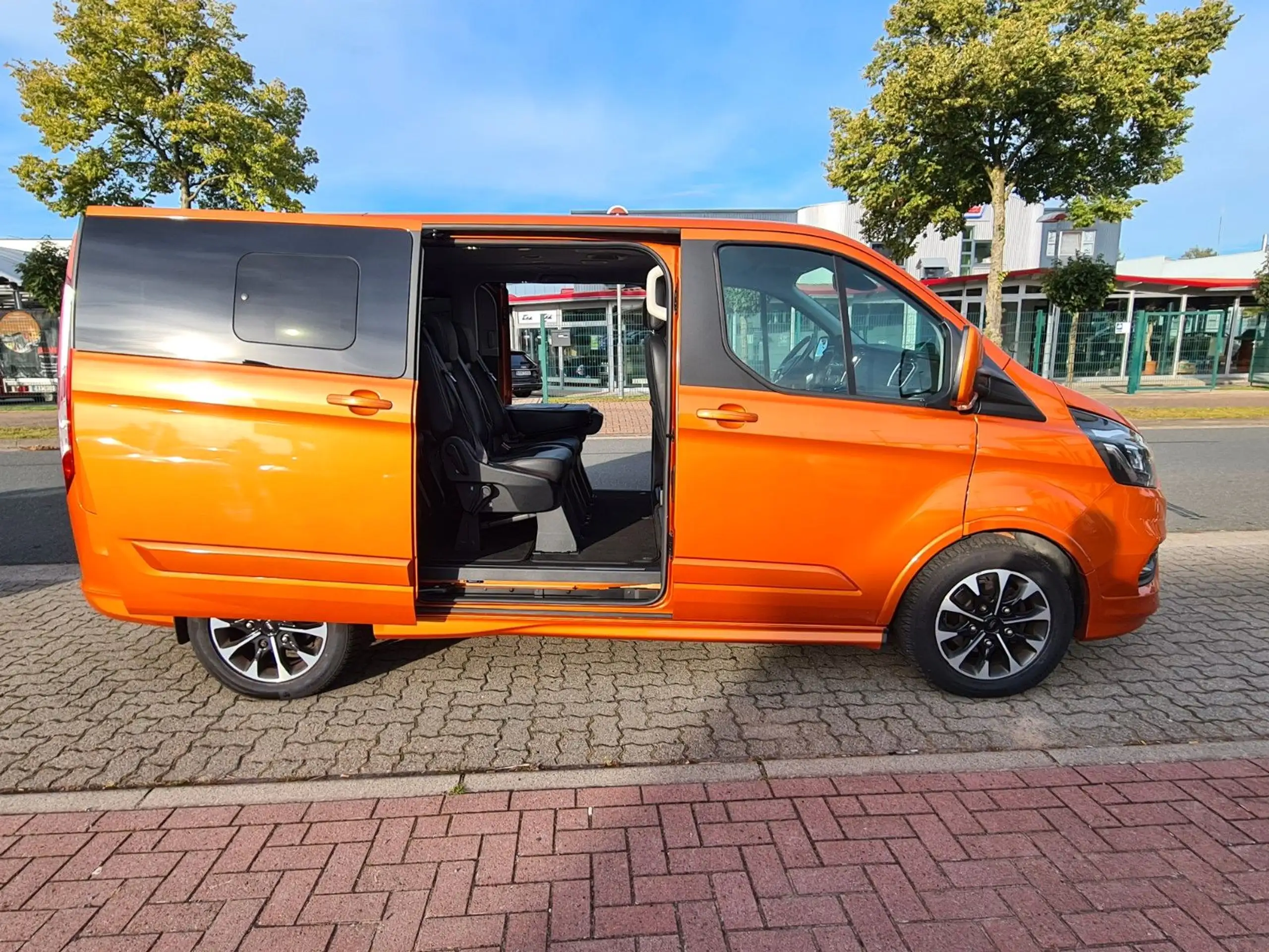 Ford - Transit Custom