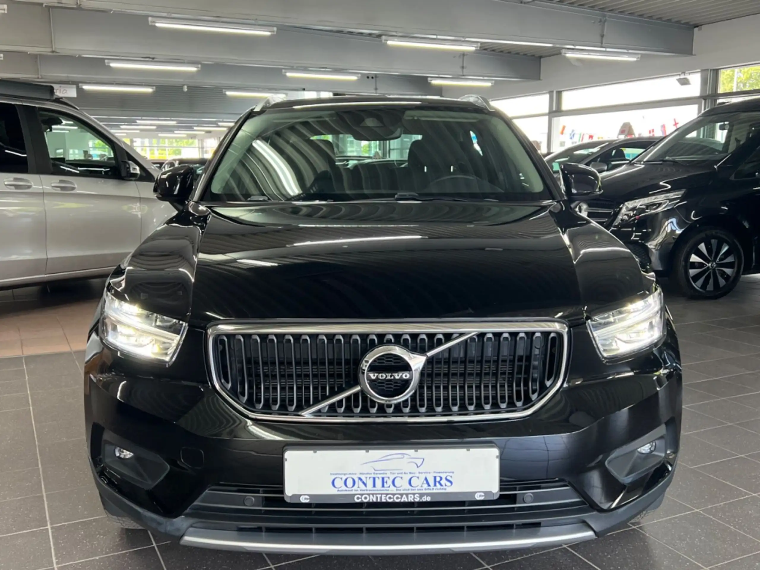 Volvo - XC40