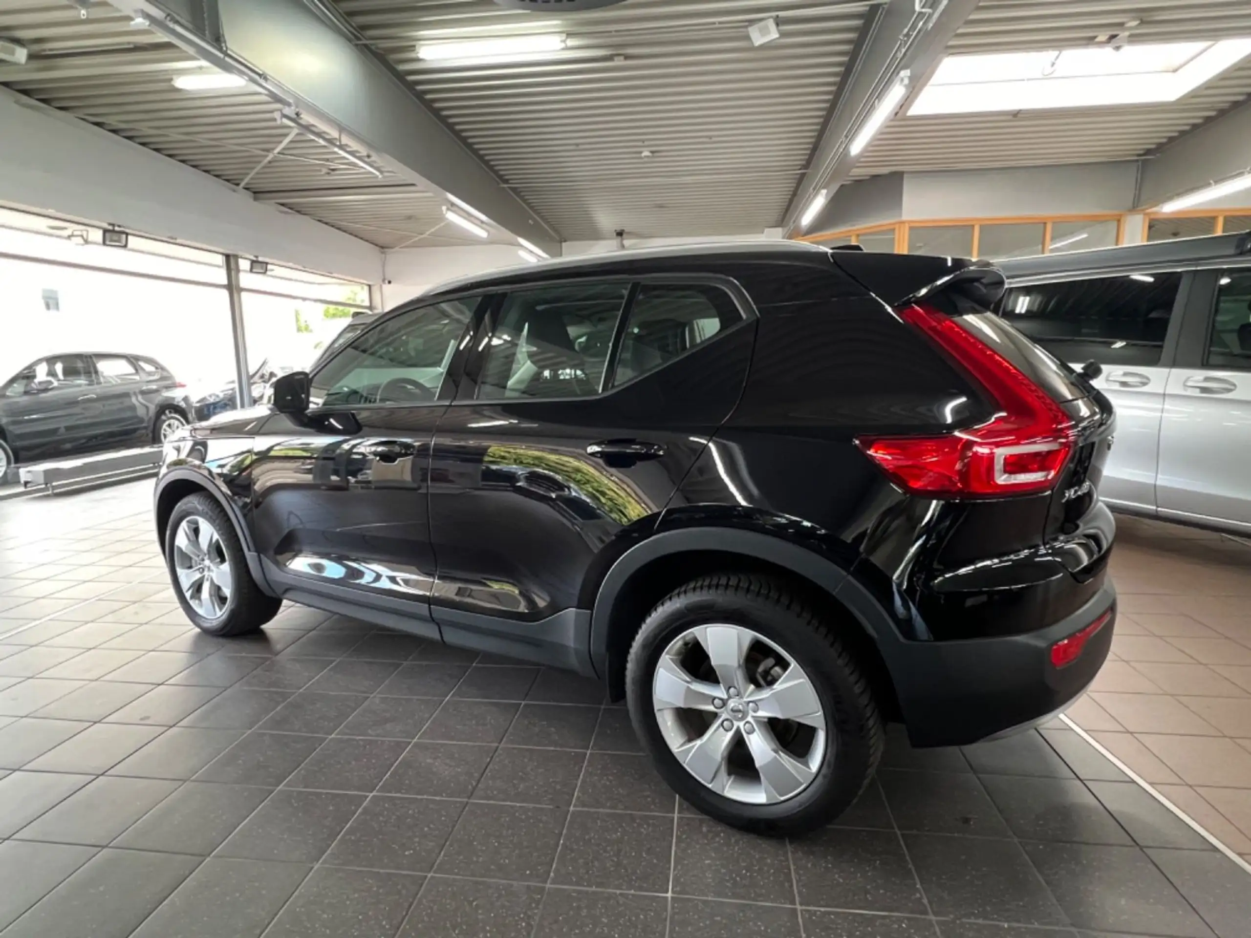 Volvo - XC40