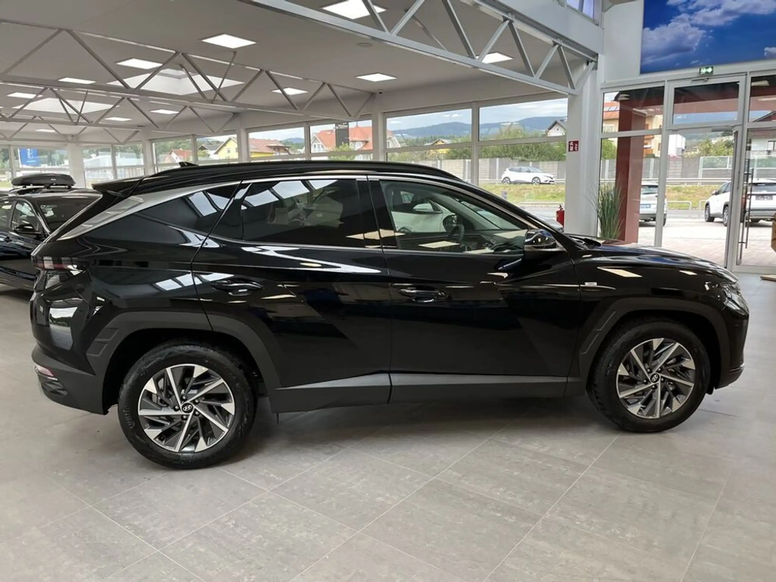 Hyundai - TUCSON