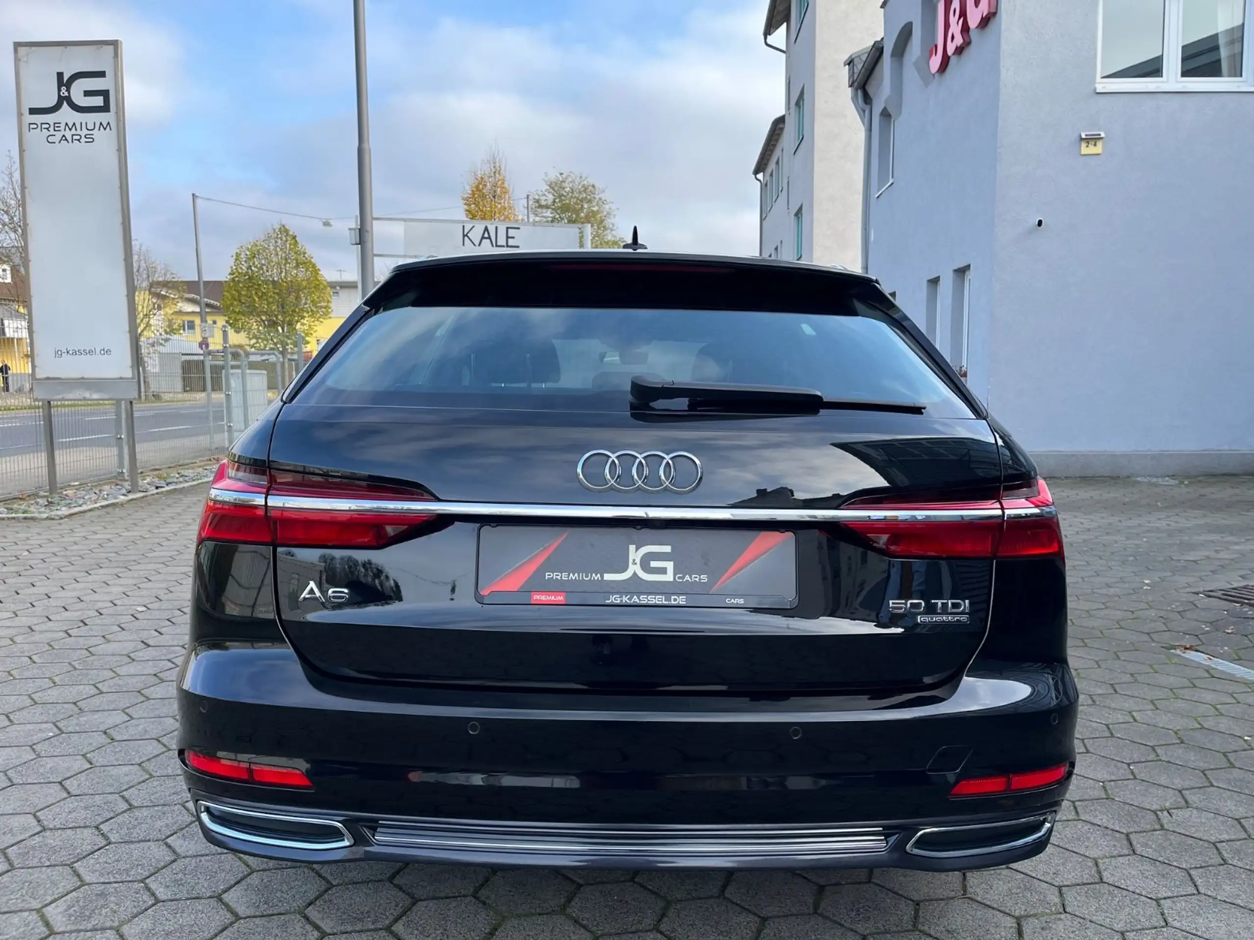 Audi - A6