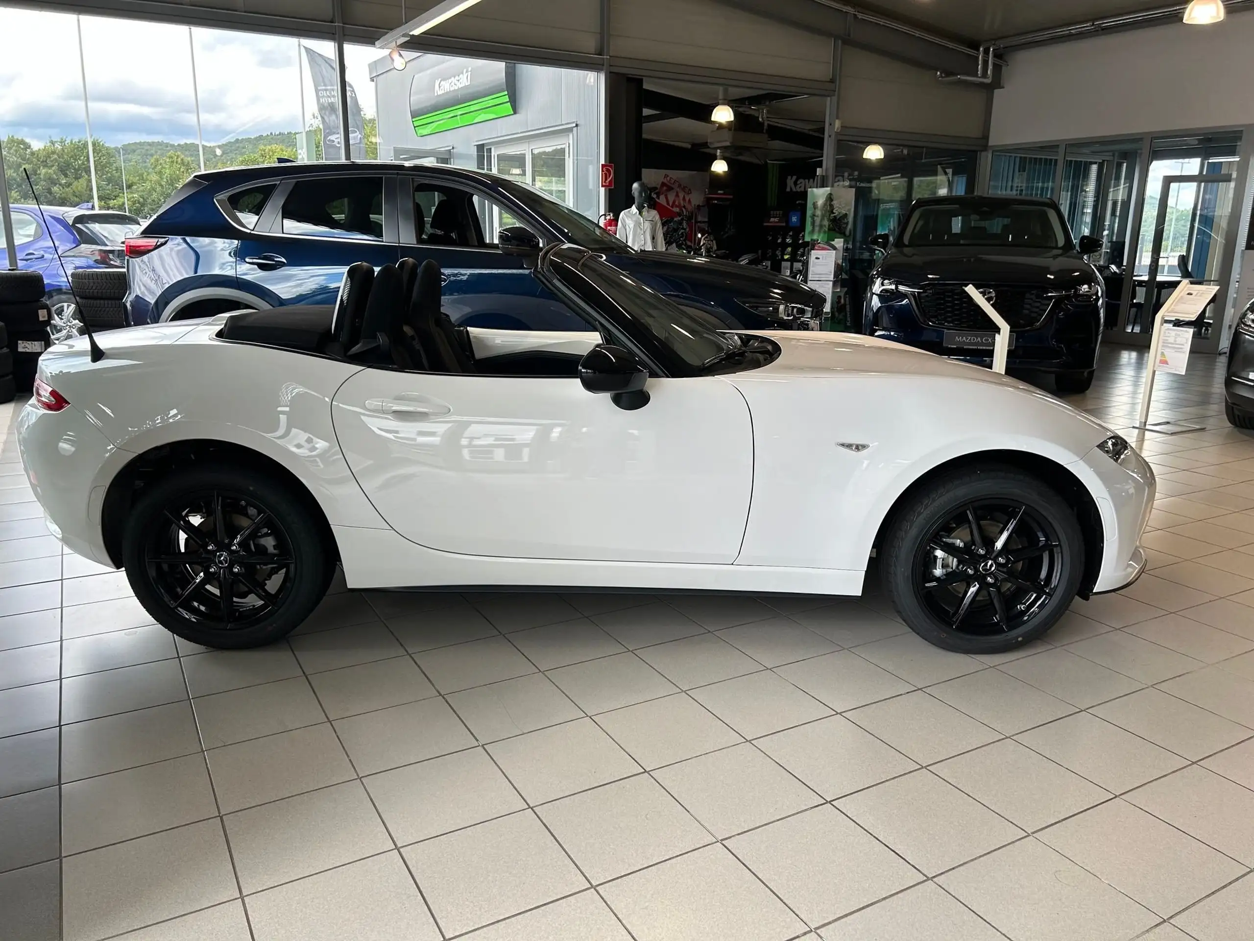 Mazda - MX-5