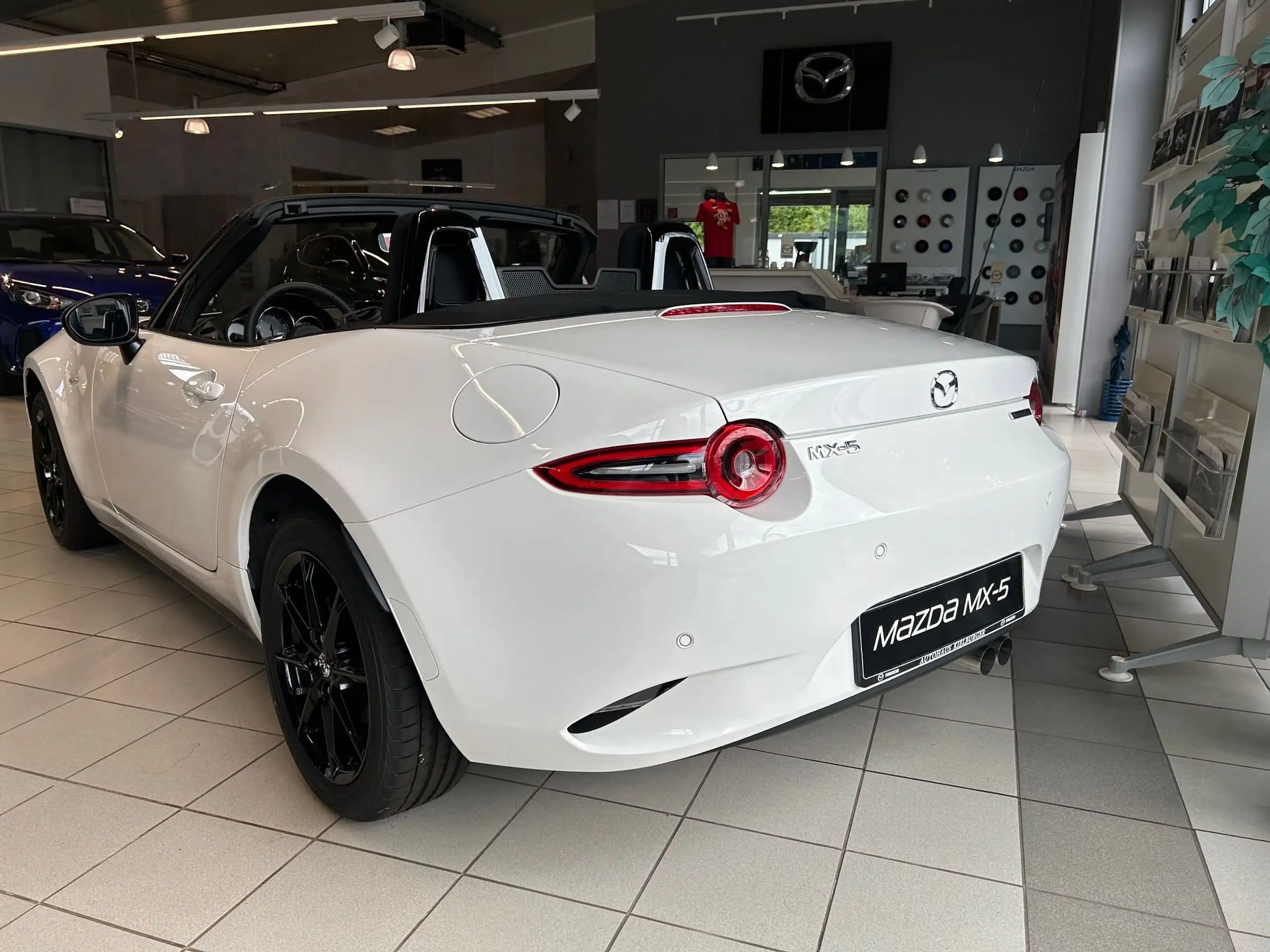 Mazda - MX-5