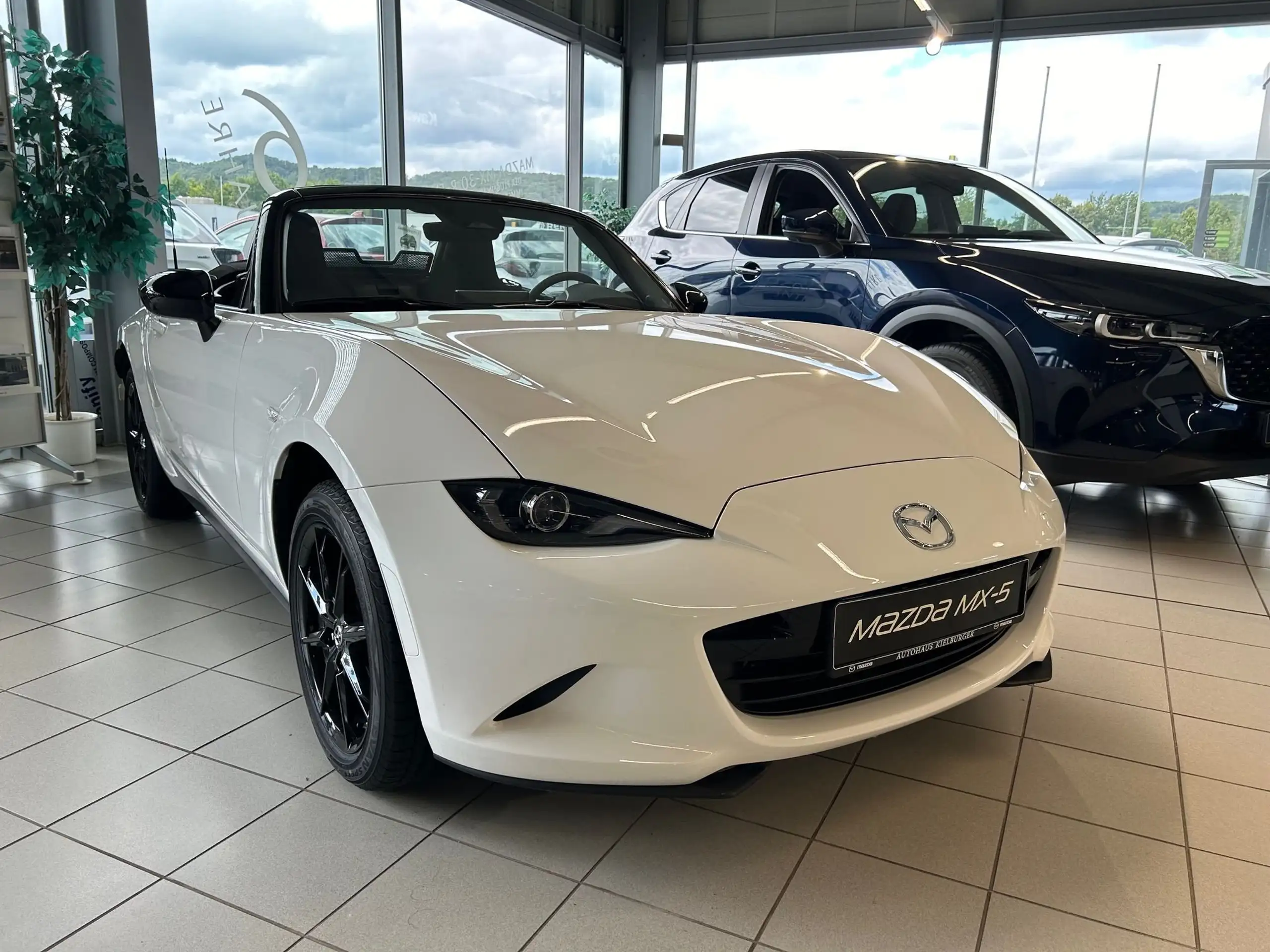 Mazda - MX-5