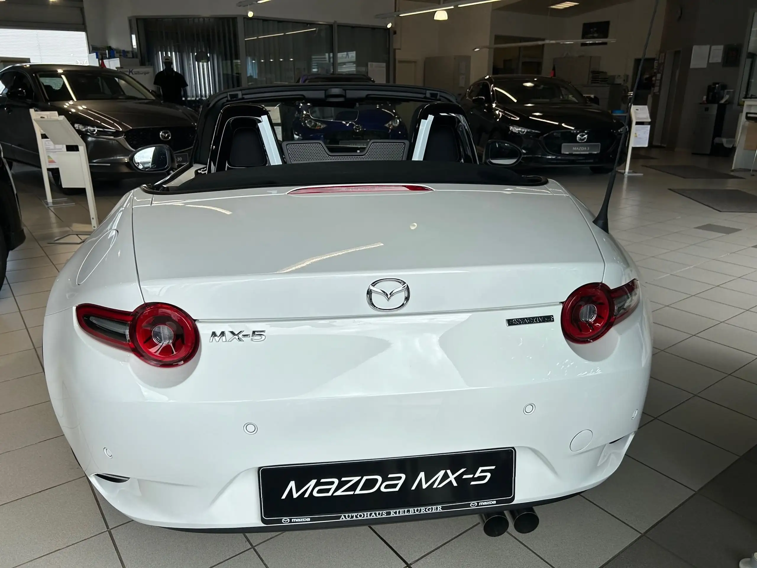 Mazda - MX-5