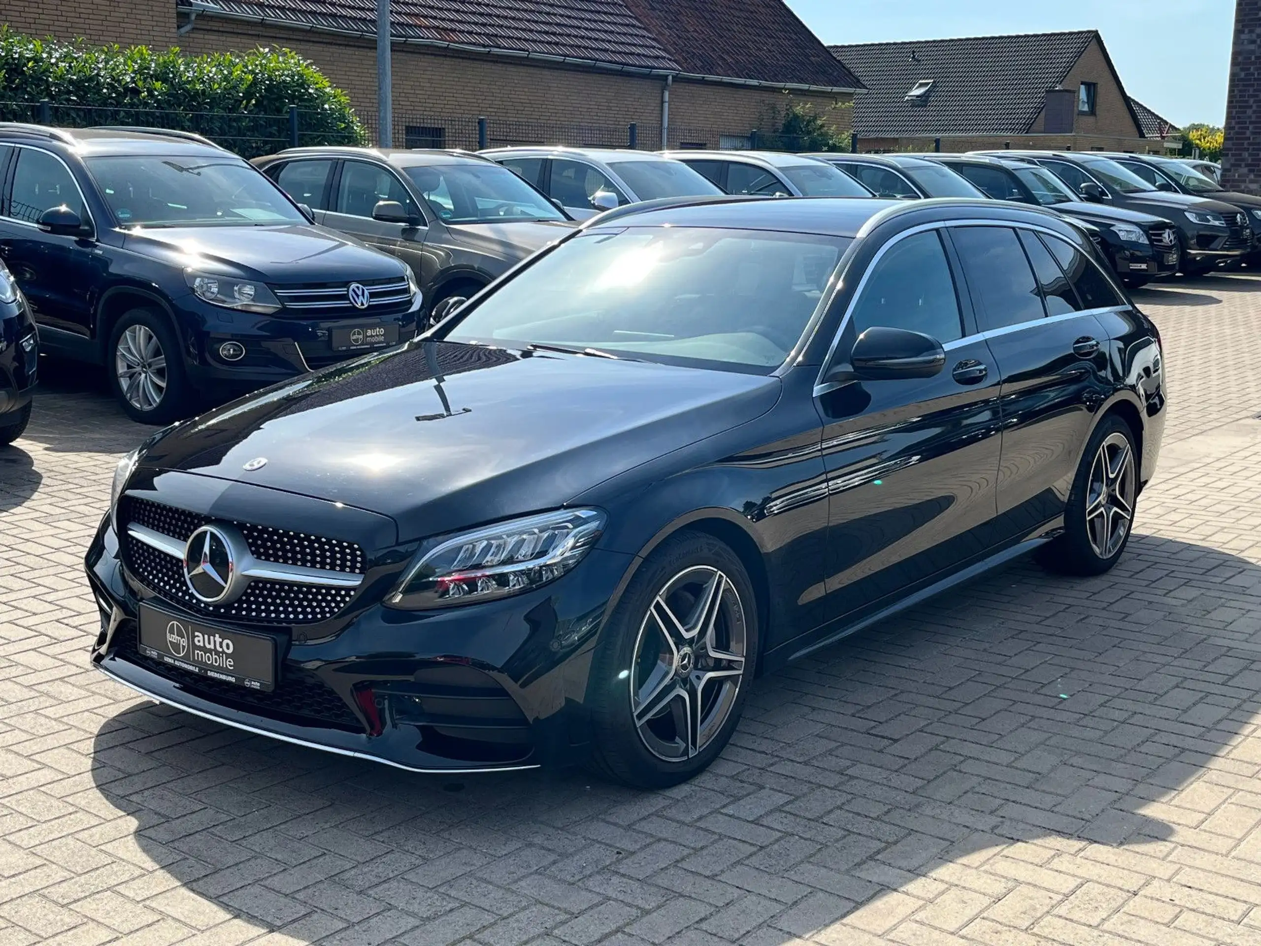 Mercedes-Benz - C 220