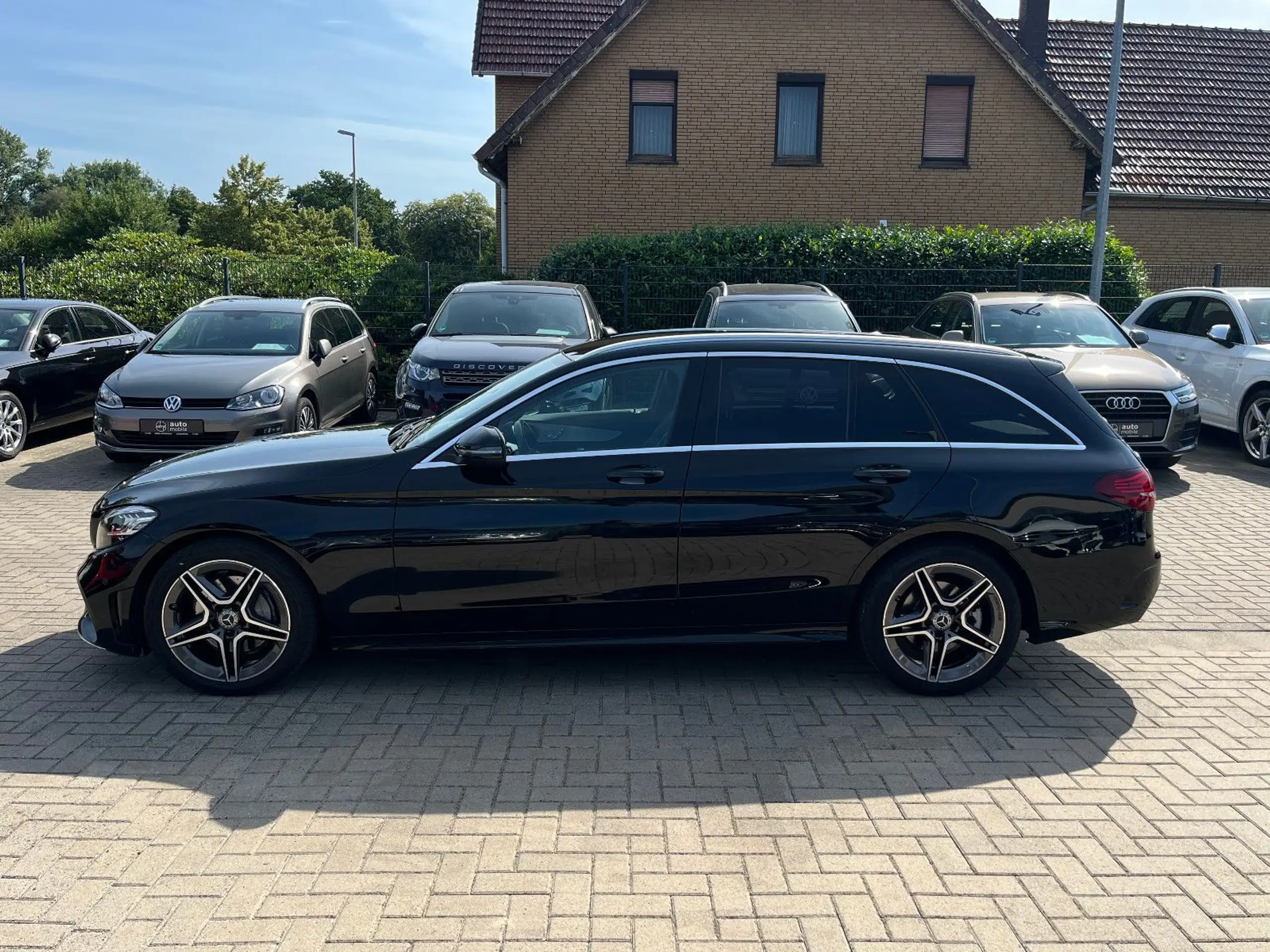 Mercedes-Benz - C 220