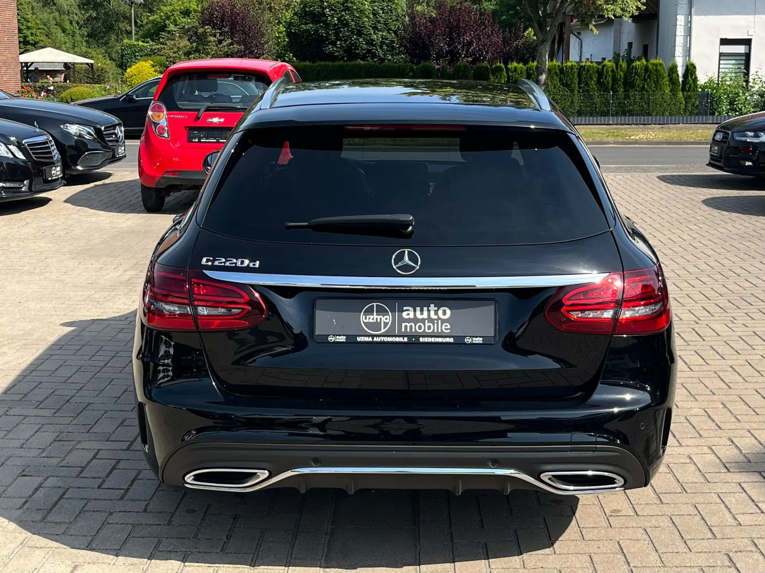 Mercedes-Benz - C 220