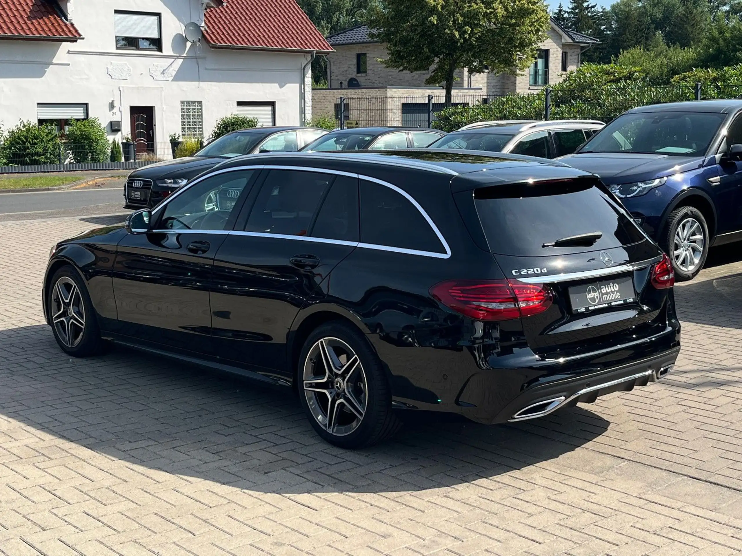 Mercedes-Benz - C 220