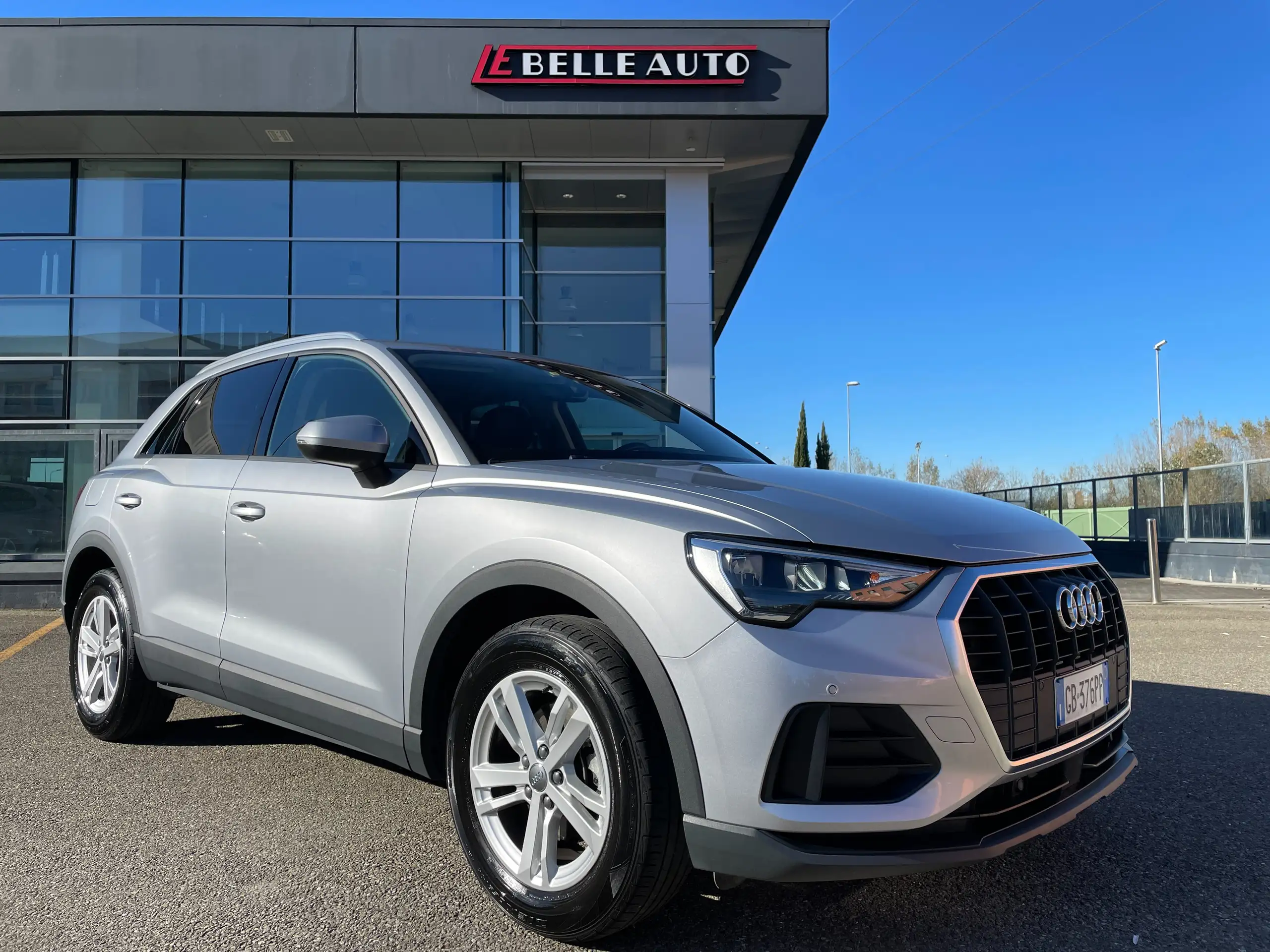 Audi - Q3