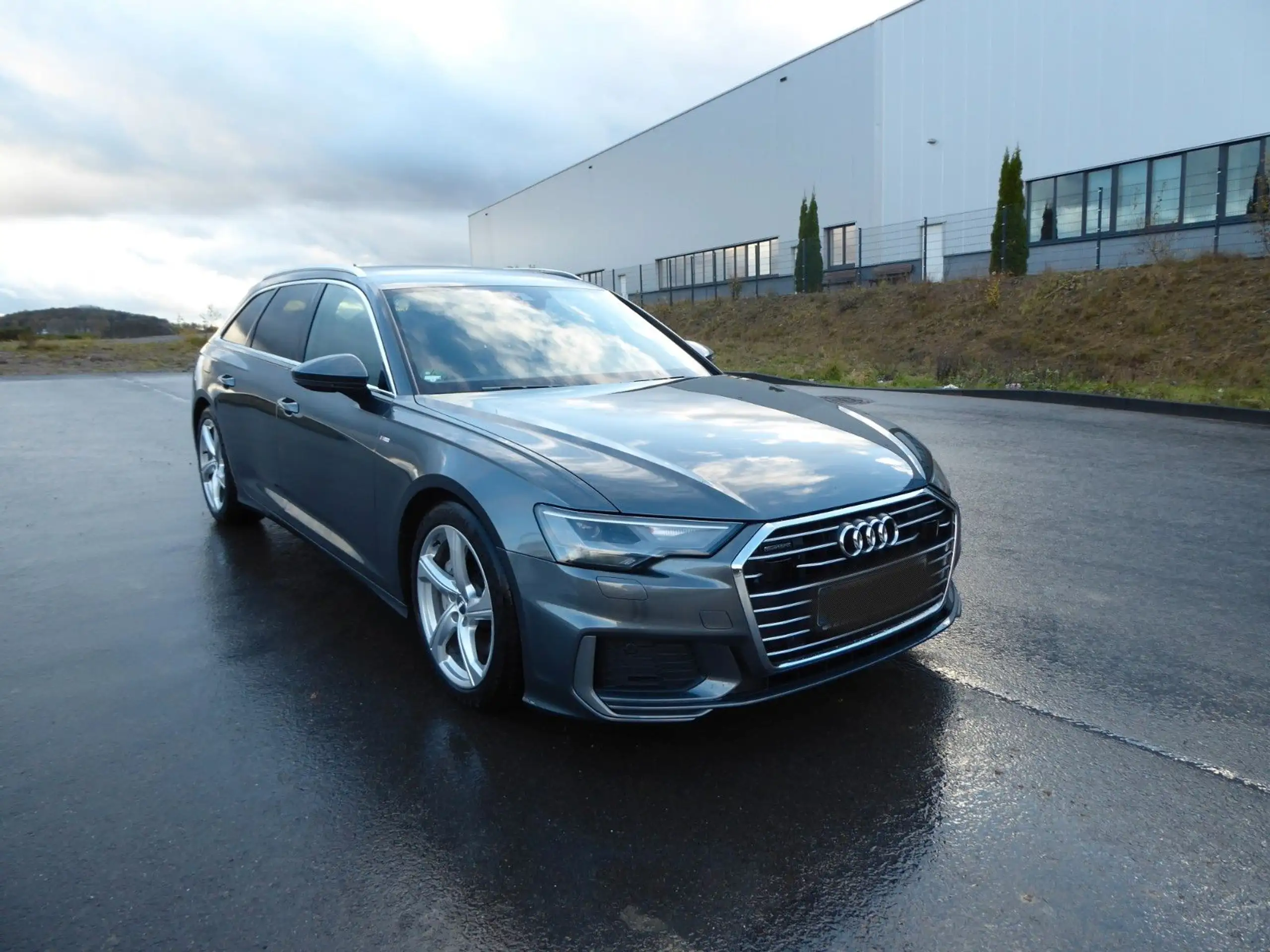 Audi - A6