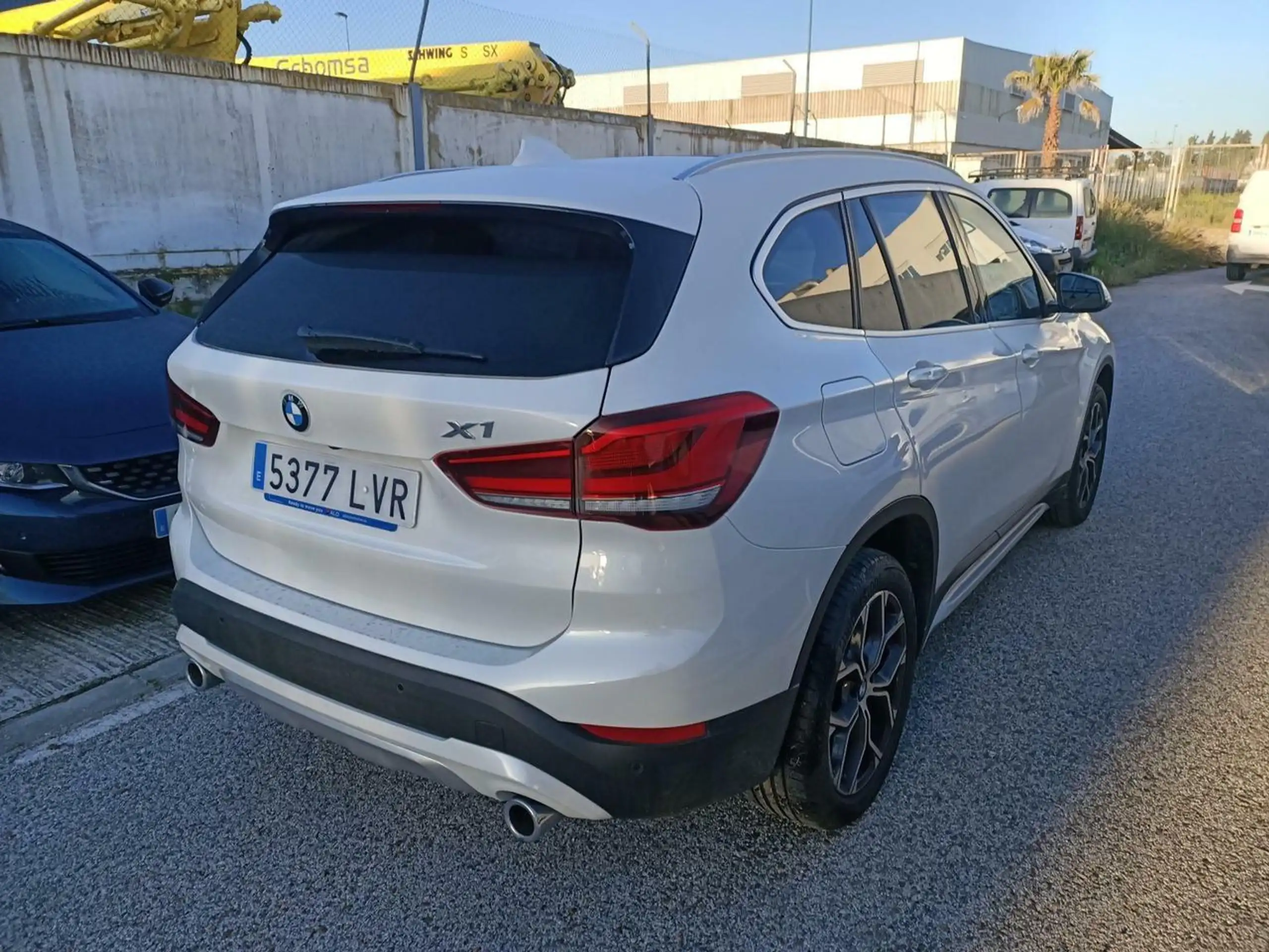 BMW - X1