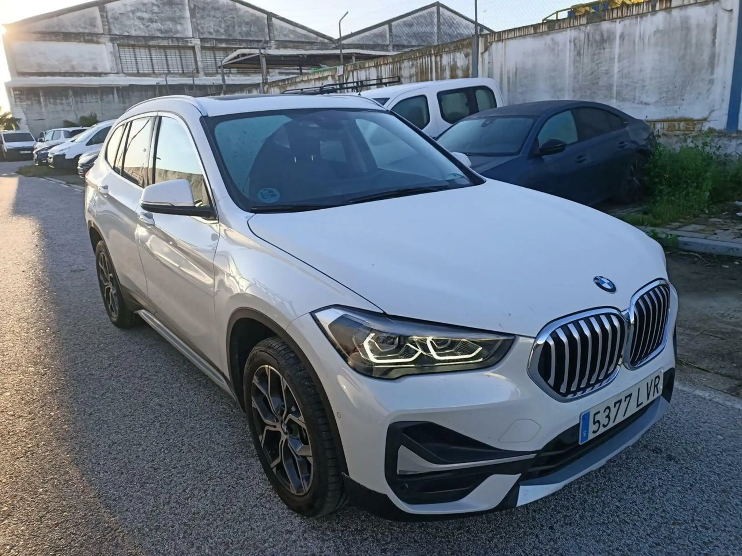 BMW - X1