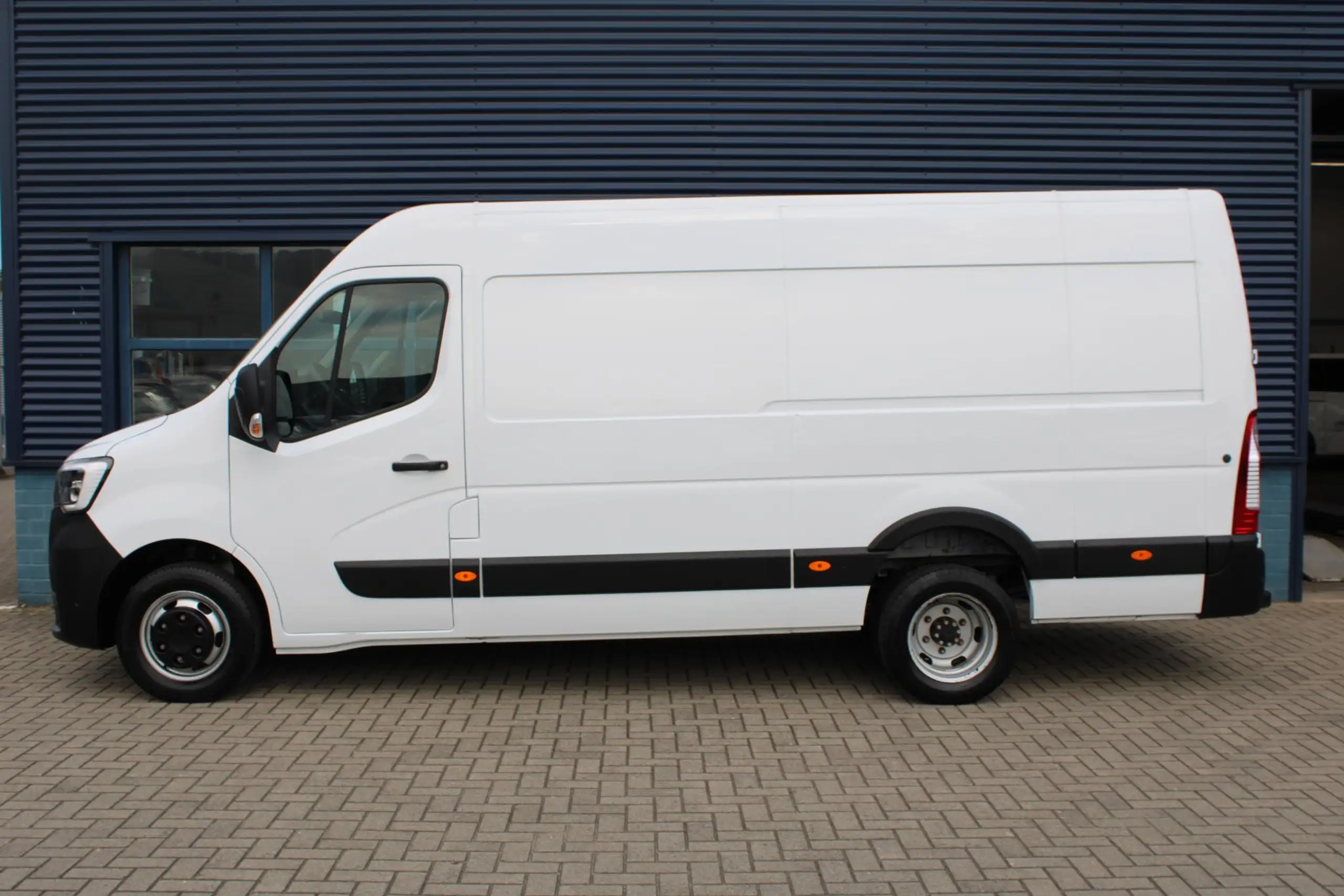 Renault - Master